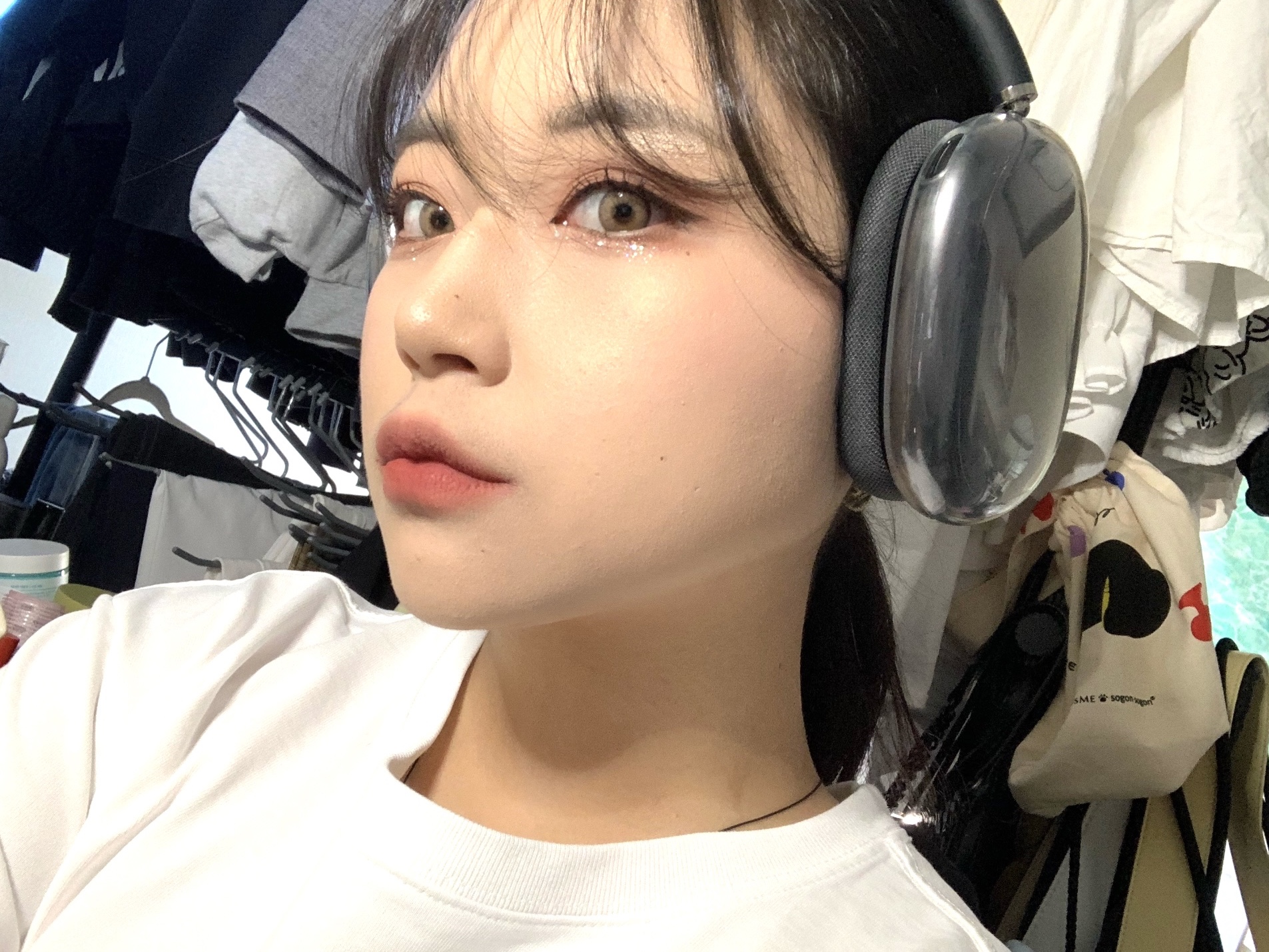 Apple AirPods Max Lightning Space Gray (Korean Ver.) 착용 스타일 - 1
