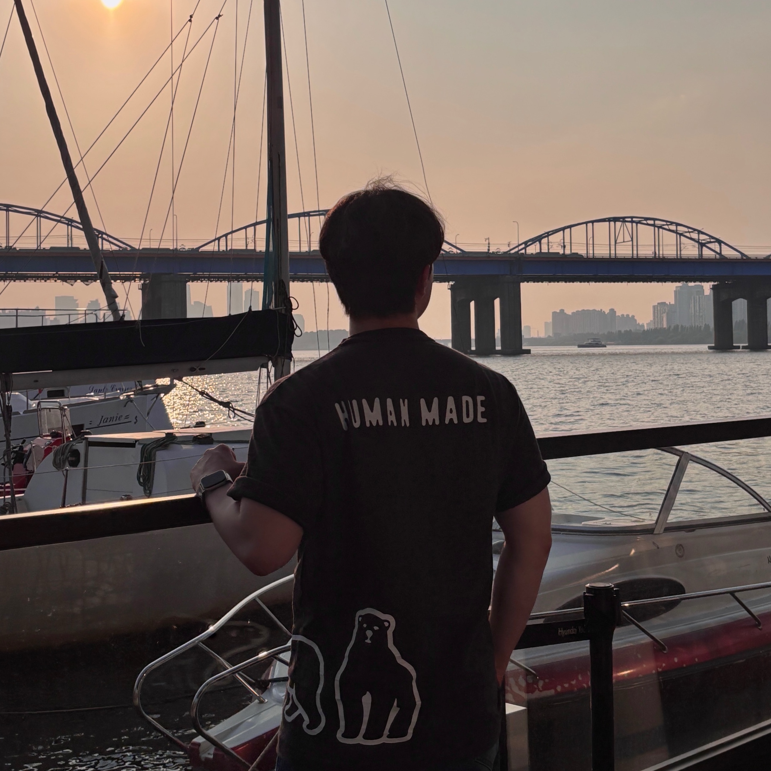 Human Made Graphic T-Shirt Black 착용 스타일 - 1