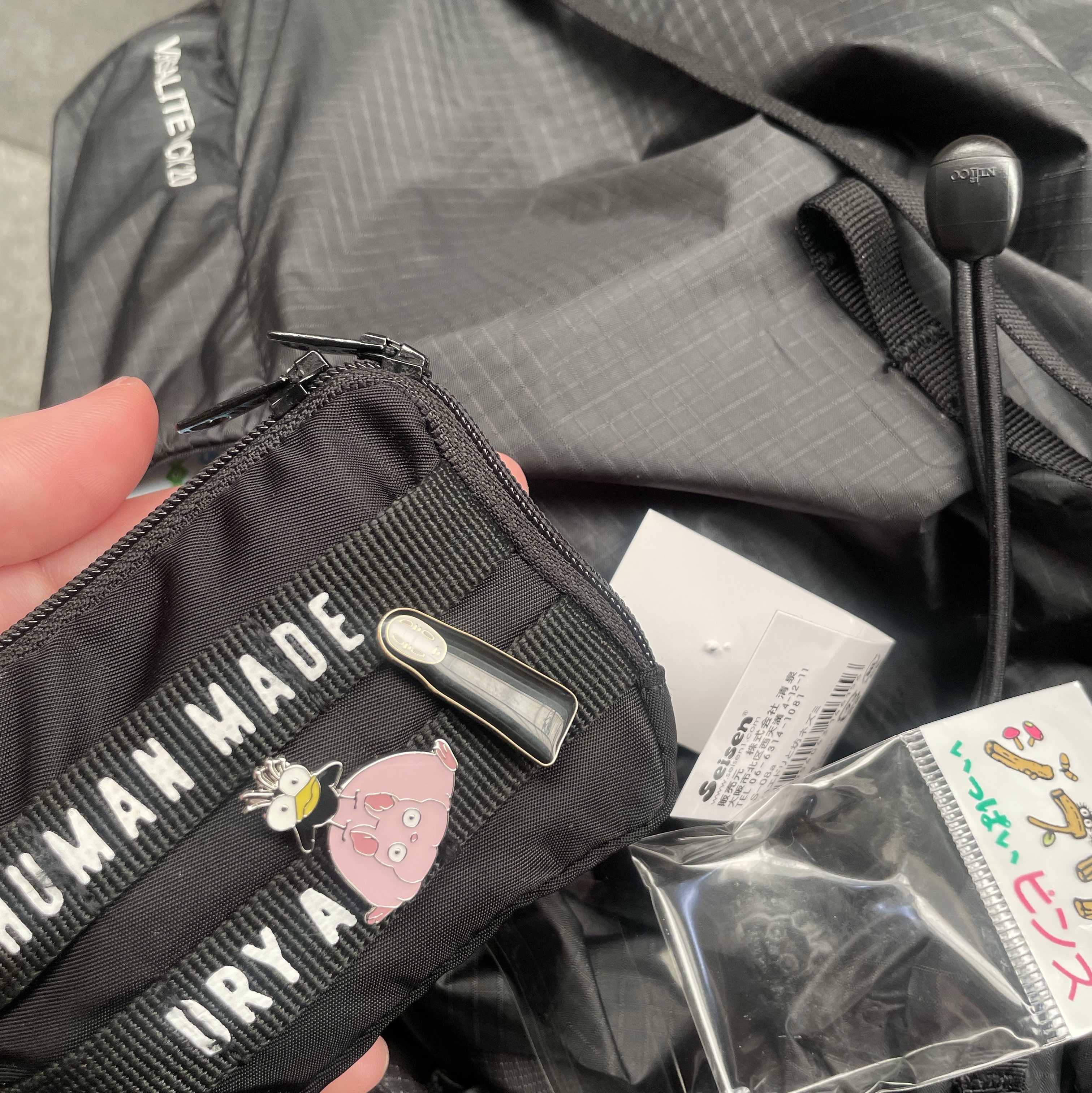Human Made Military Card Case Black, Montbell Versalite Pack 20 Backpack Gunmetal Dark Gray 착용 스타일