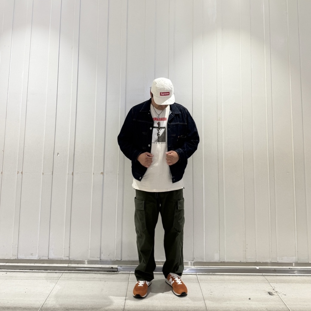 Supreme Lasered Denim Camp Cap White - 24FW, New Balance 574 Heritage Orange Burst White 착용 스타일 - 2