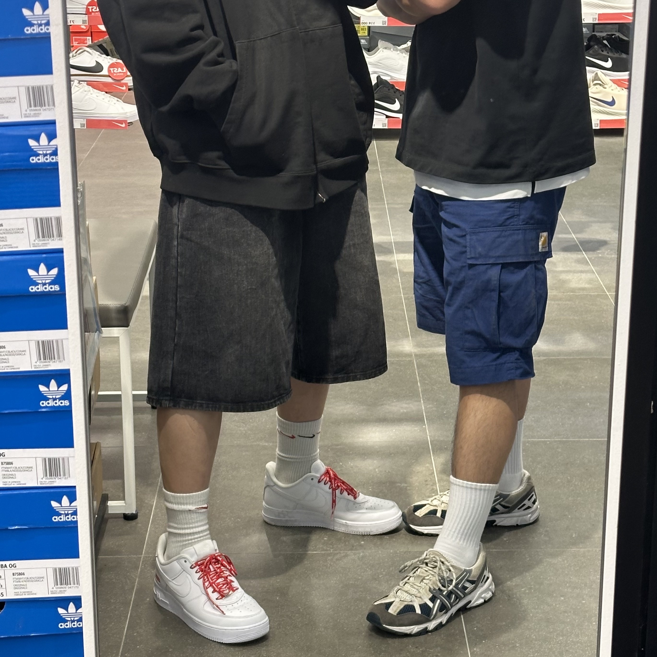 Asics Gel-Sonoma 15-50 French Blue, Nike x Supreme Air Force 1 Low White 착용 스타일
