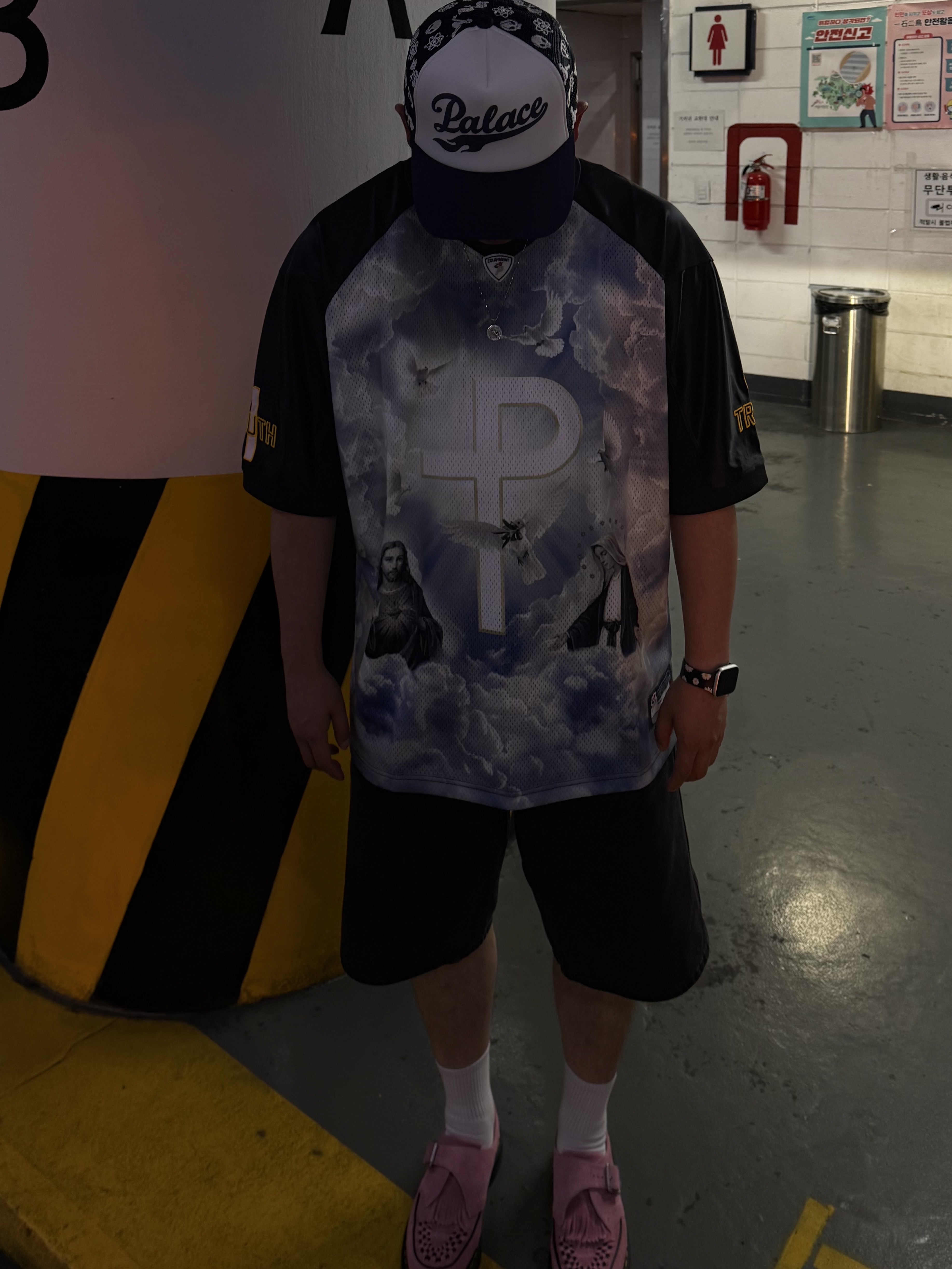 Palace Palactic Trucker Navy - 25SS, Palace 1 Truth Jersey Black - 25SS 착용 스타일