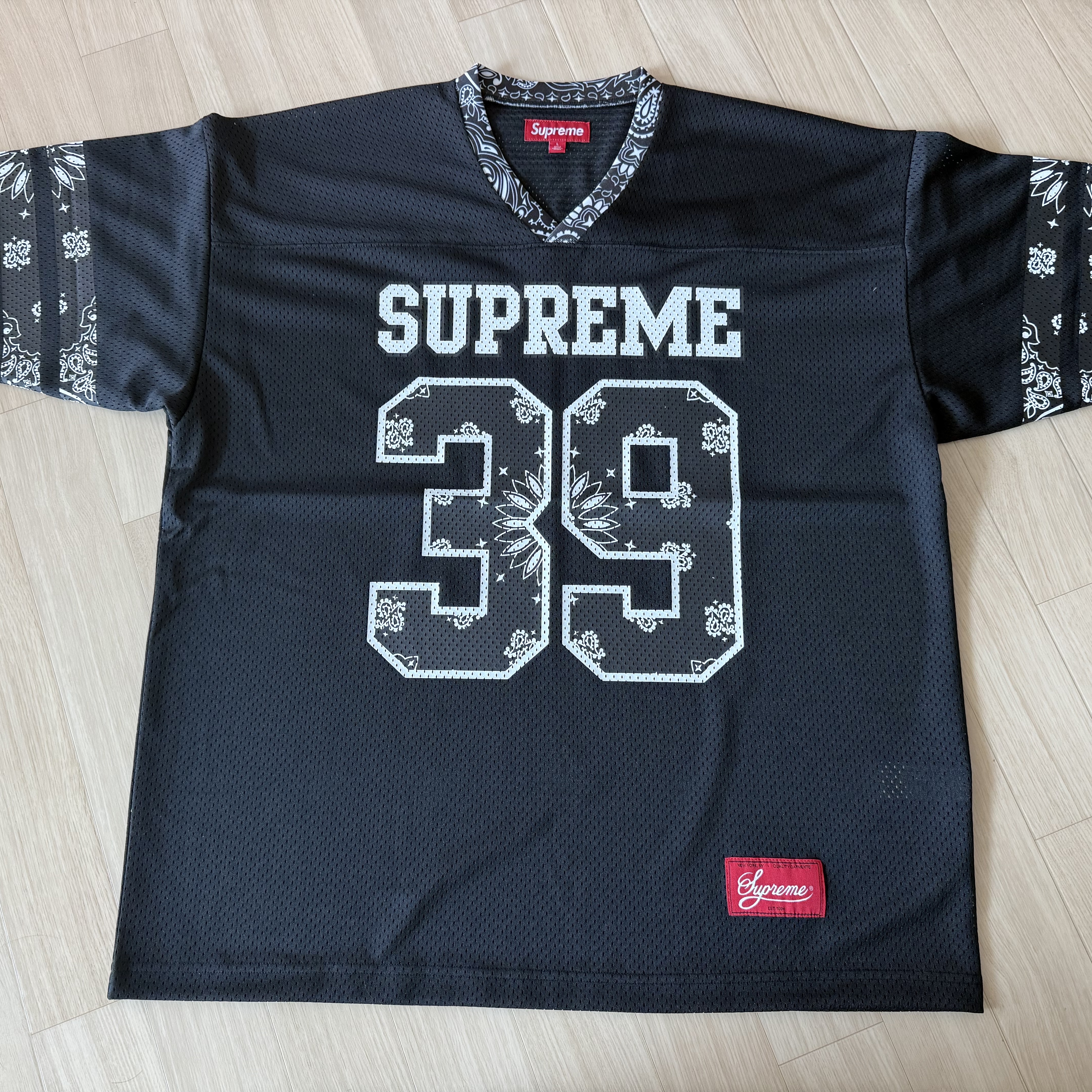 Supreme Bandana Football Jersey Black - 25SS 착용 스타일 - 2