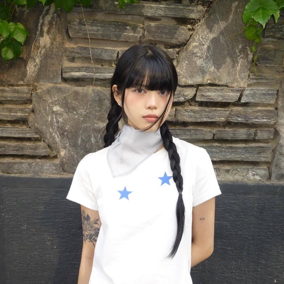 Thevinylhouse Star T-Shirt White 착용 스타일