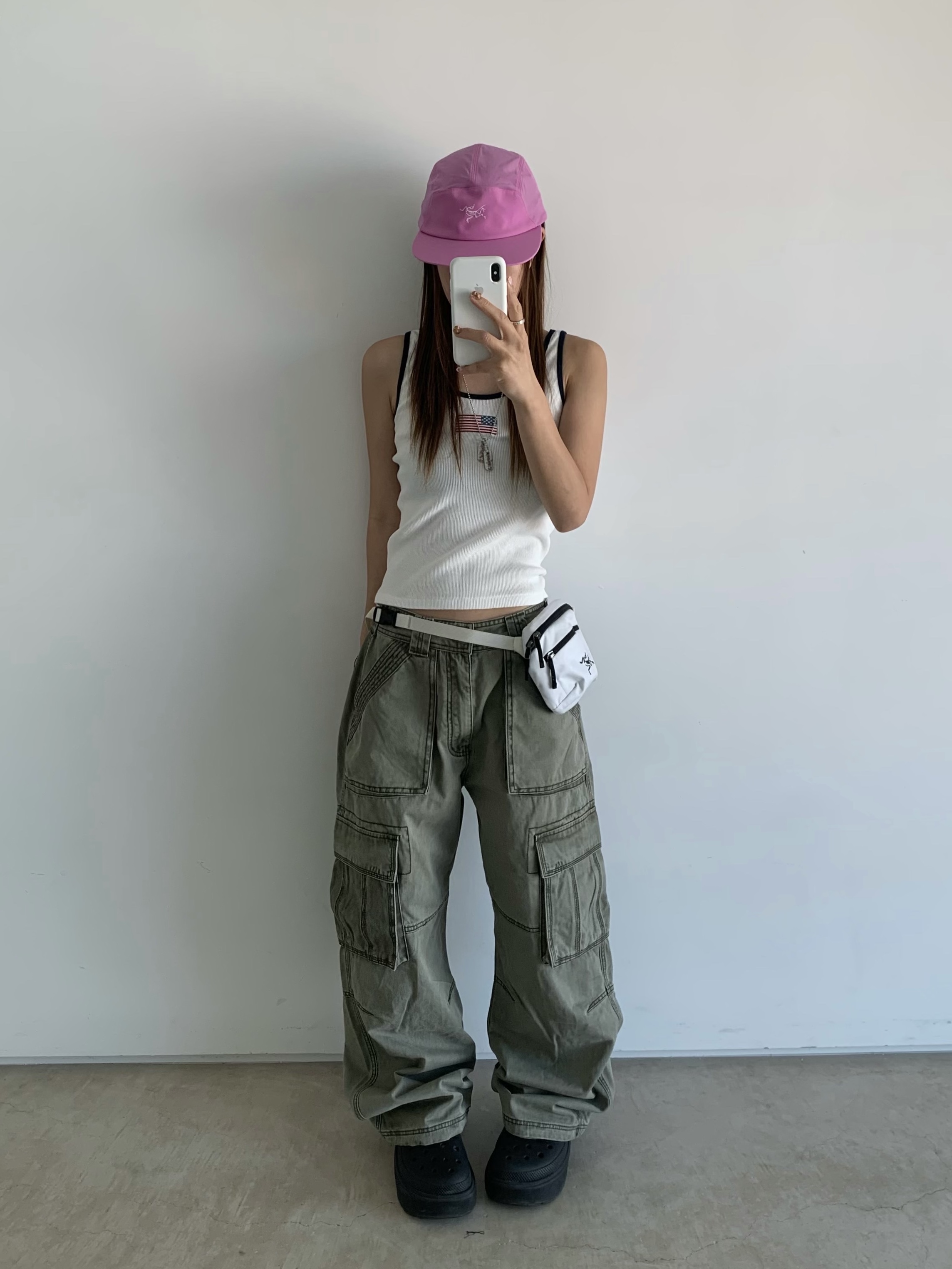 Arc'teryx Bird Word Cap Alpenglow, Arc'teryx Mantis 1 Waistpack Orca 착용 스타일