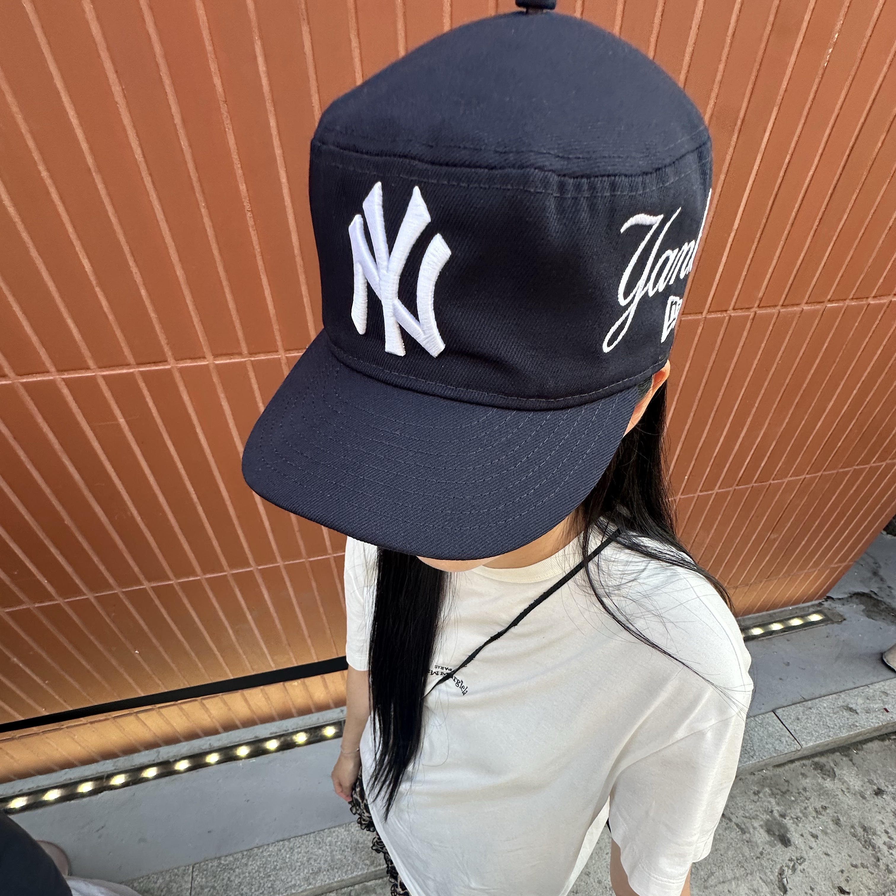 New Era MLB New York Yankees Pillbox Series Ball Cap Navy 착용 스타일 - 3