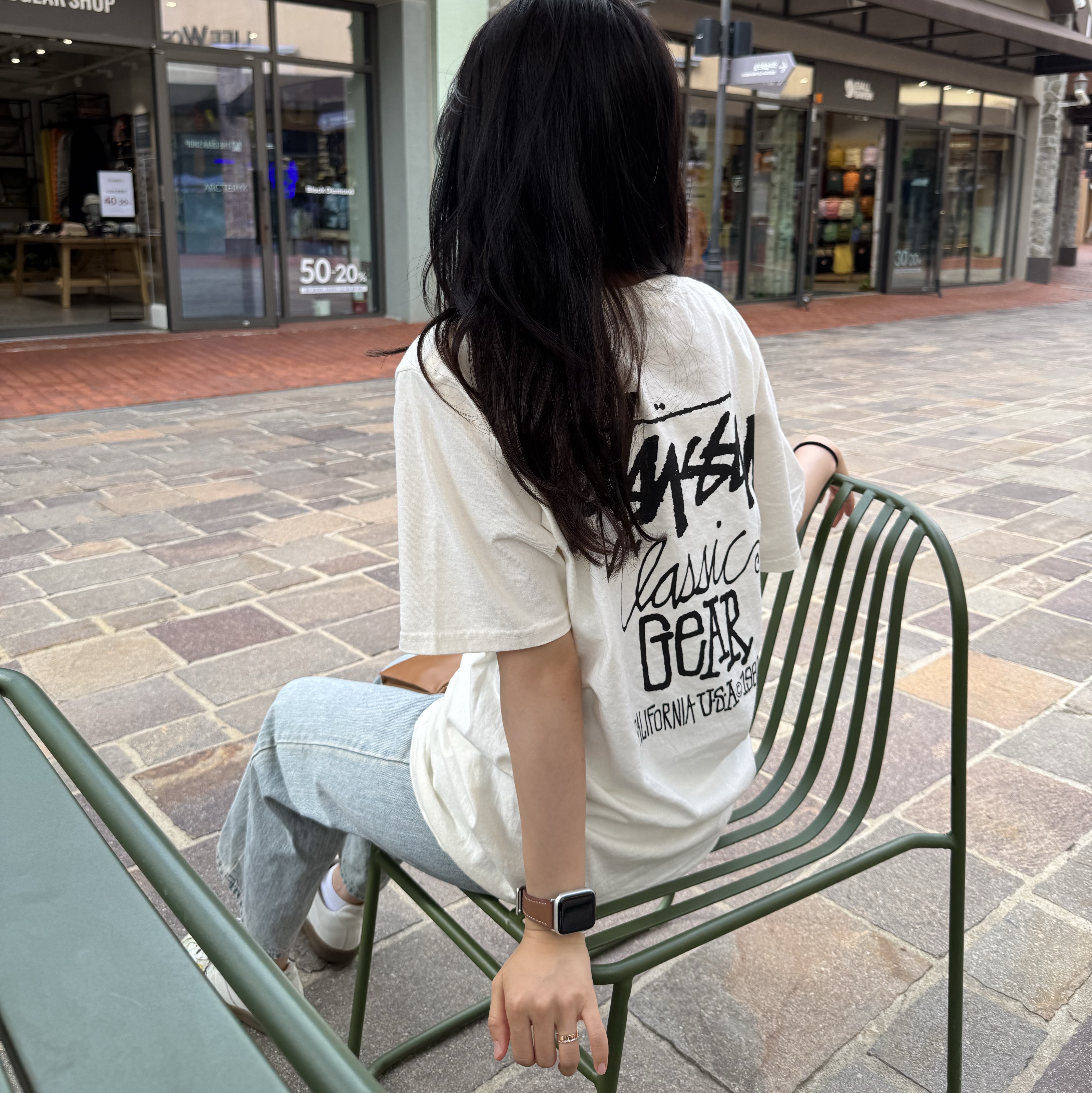 Stussy Pigment Dyed Classic Gear T-Shirt Natural 착용 스타일