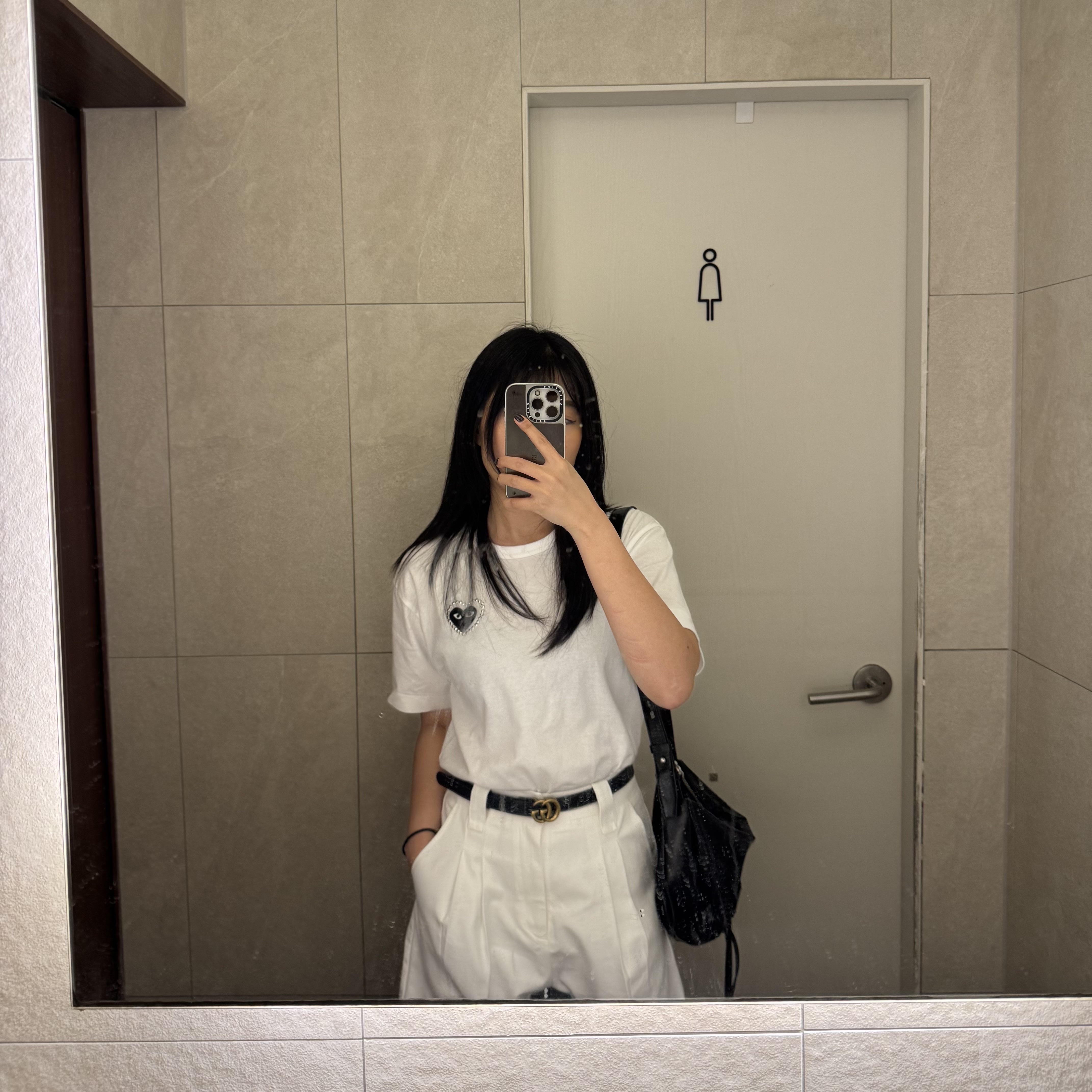 Play Comme des Garcons Black Heart x Metalstone T-Shirt White 착용 스타일 - 1