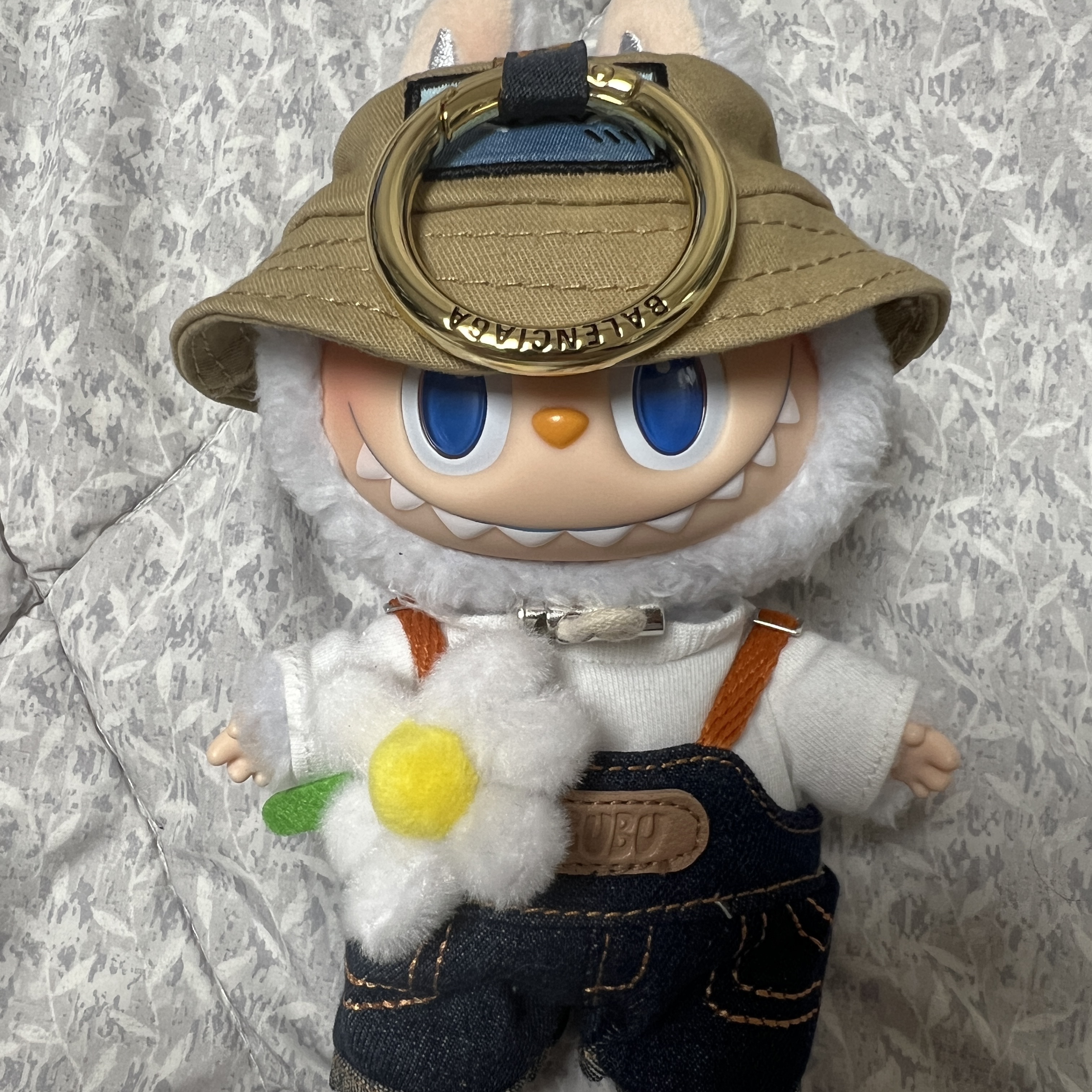 Pop Mart Fall In Wild Labubu Series Toy Keyring 착용 스타일