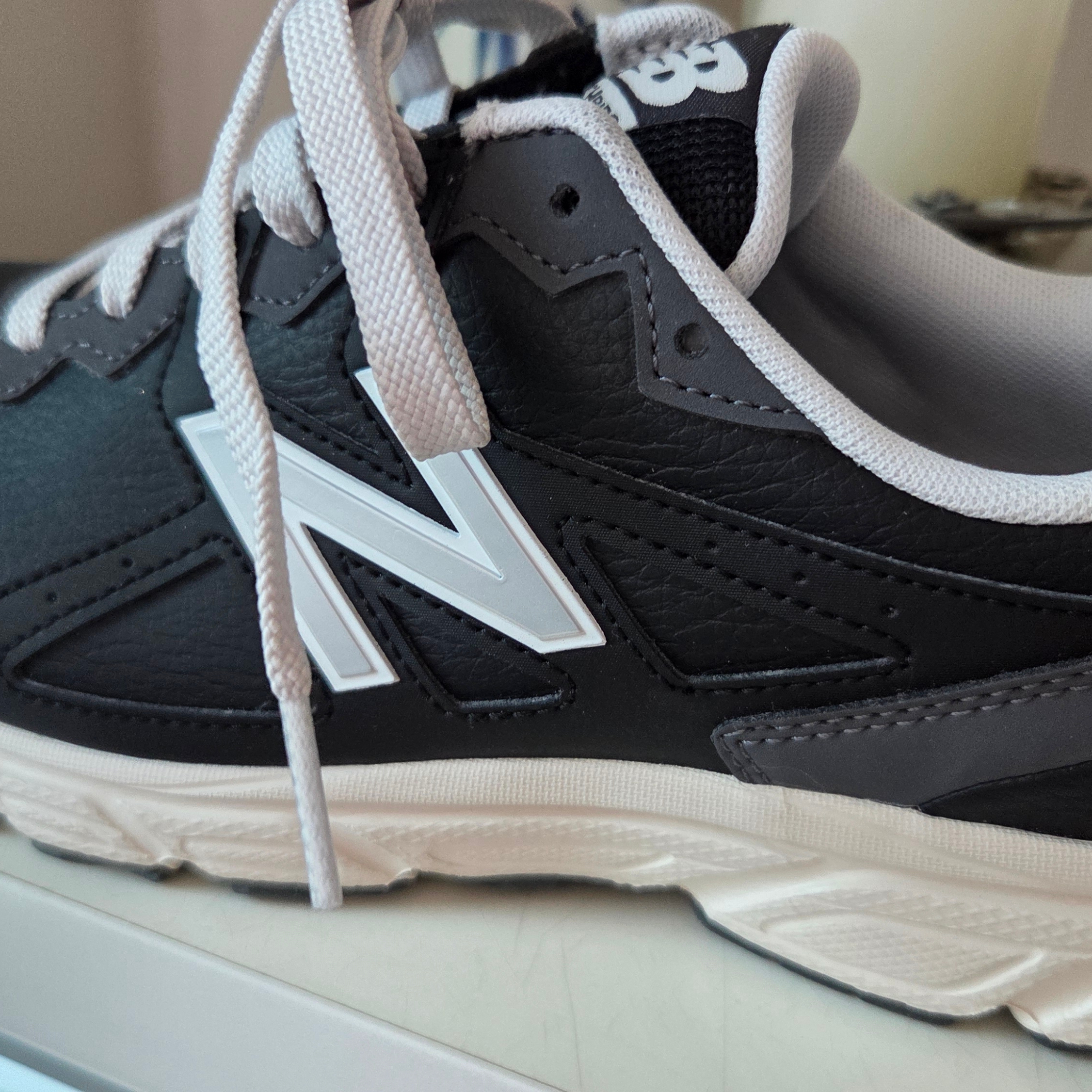 (W) New Balance 480v5 Black - 4E XXWide 착용 스타일 - 1