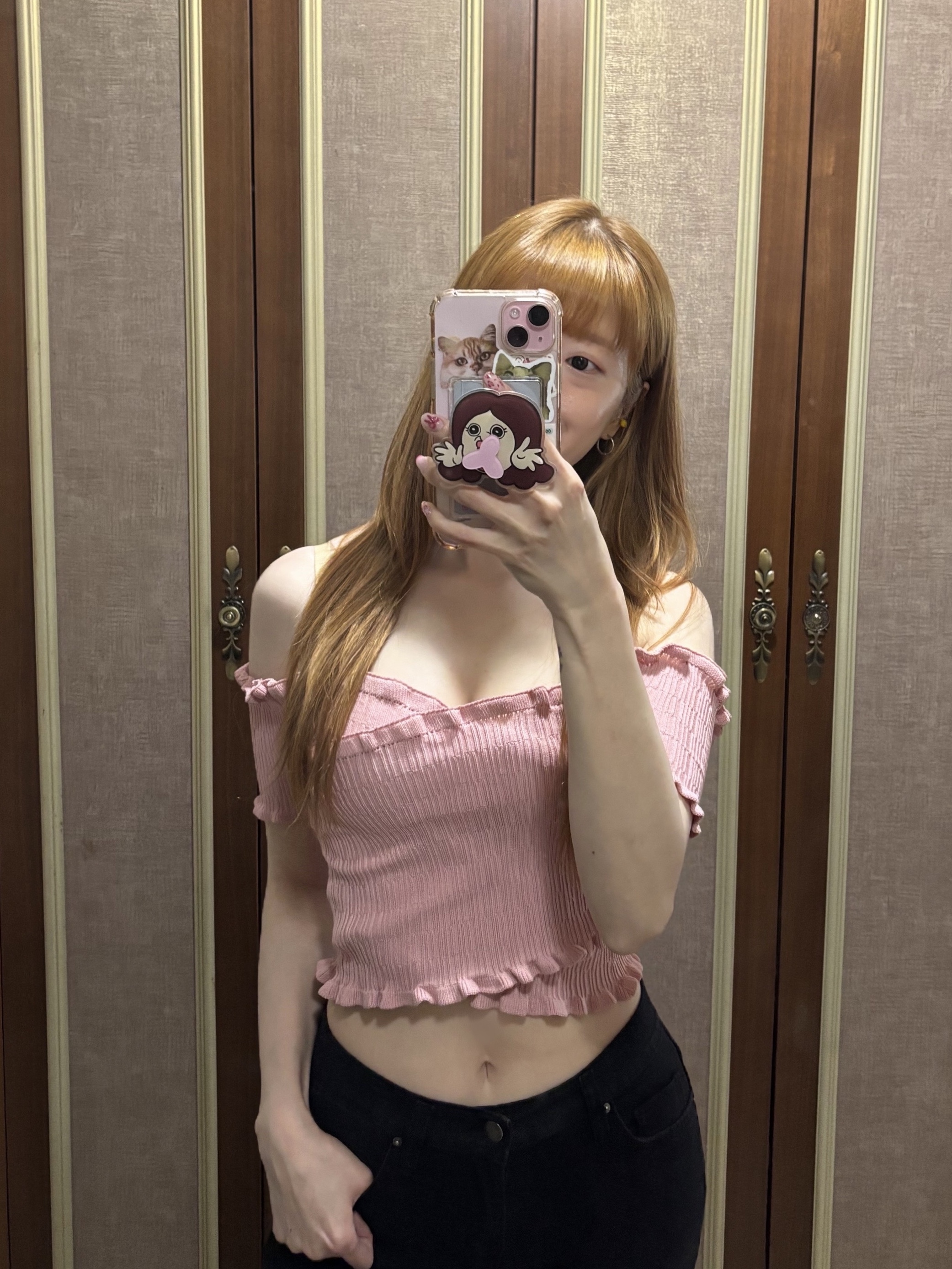 Oofos OOriginal Black 착용 스타일 - 1