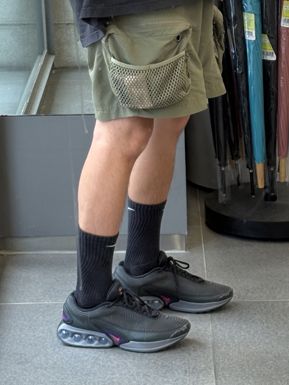 Nike Air Max Dn Anthracite Light Crimson, Supreme NBA Youngboy T-Shirt Black - 23FW 착용 스타일