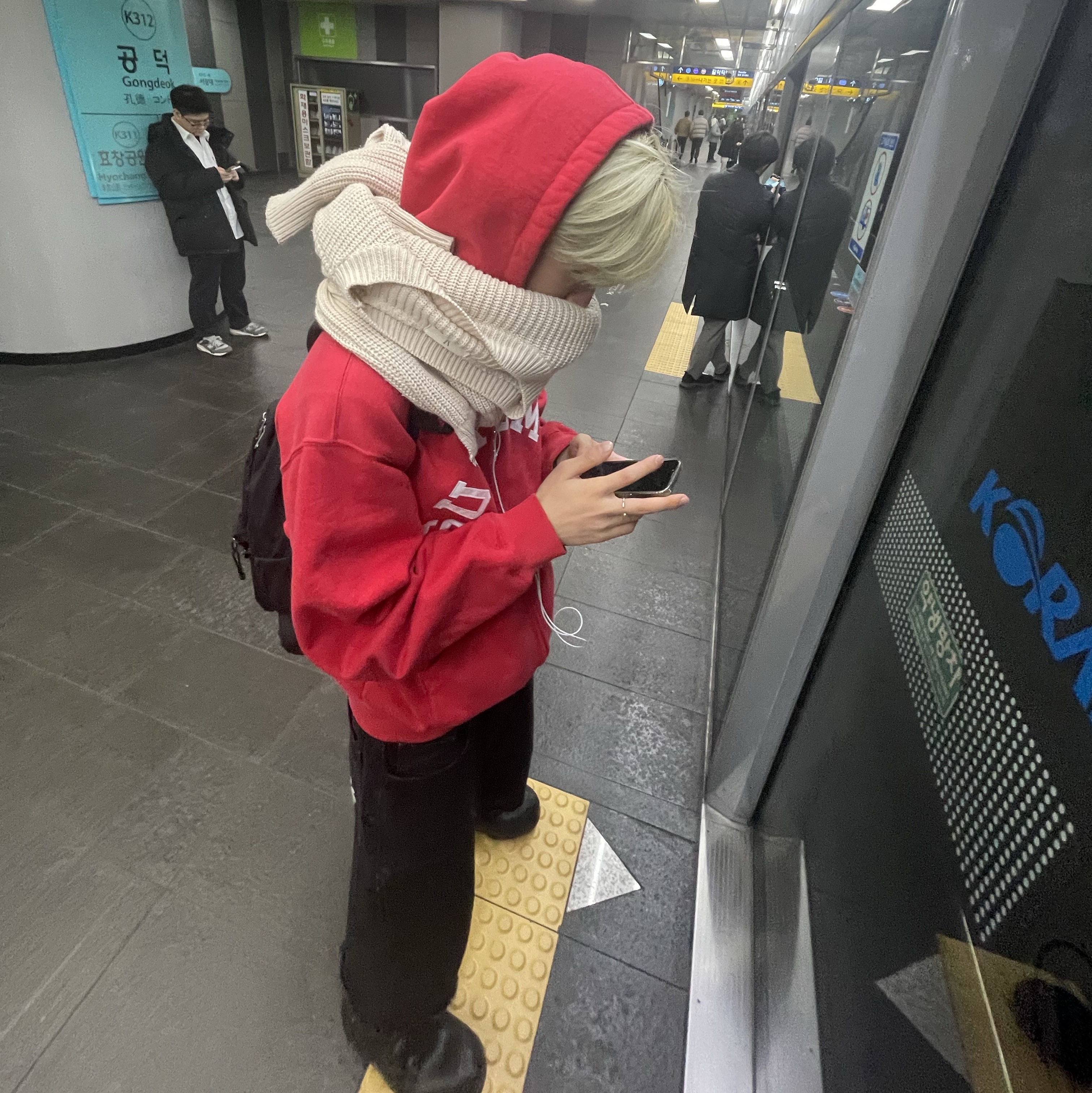 Supreme x Champion Zip Up Hooded Sweatshirt Red - 24SS 착용 스타일