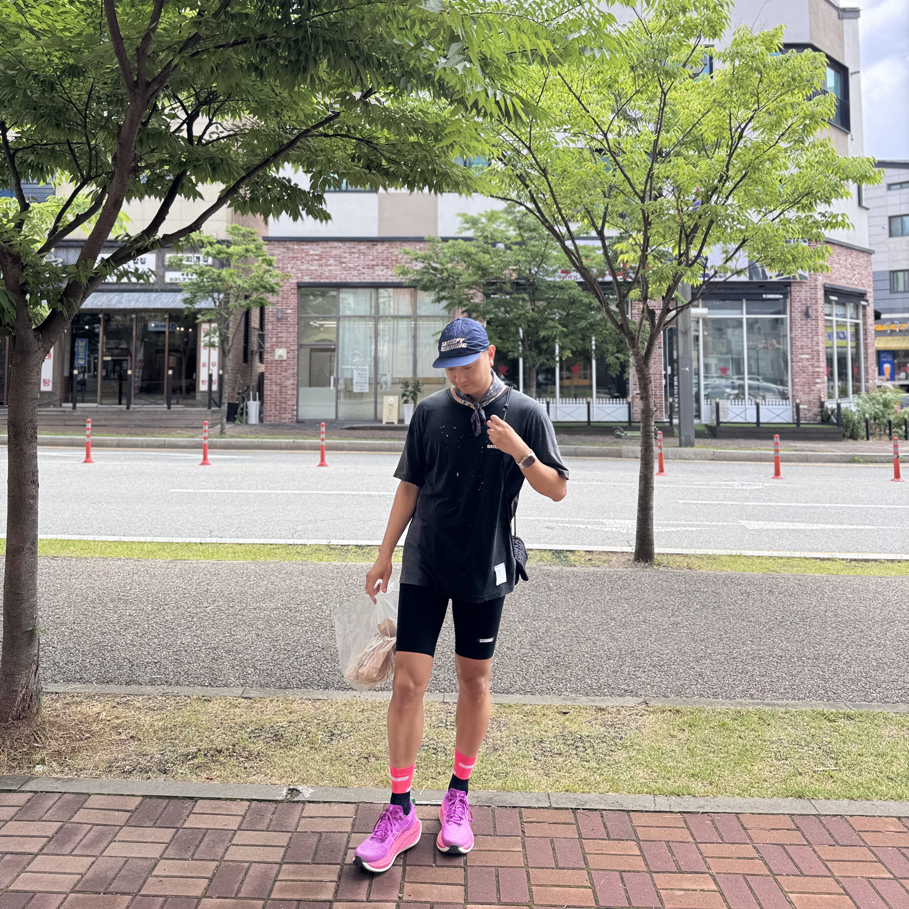 Stussy x Our Legacy Work Shop Low Profile Trucker Cap Black, Adidas Yeezy Boost 700 Wave Runner Solid Grey 2021/2022 착용 스타일 - 8
