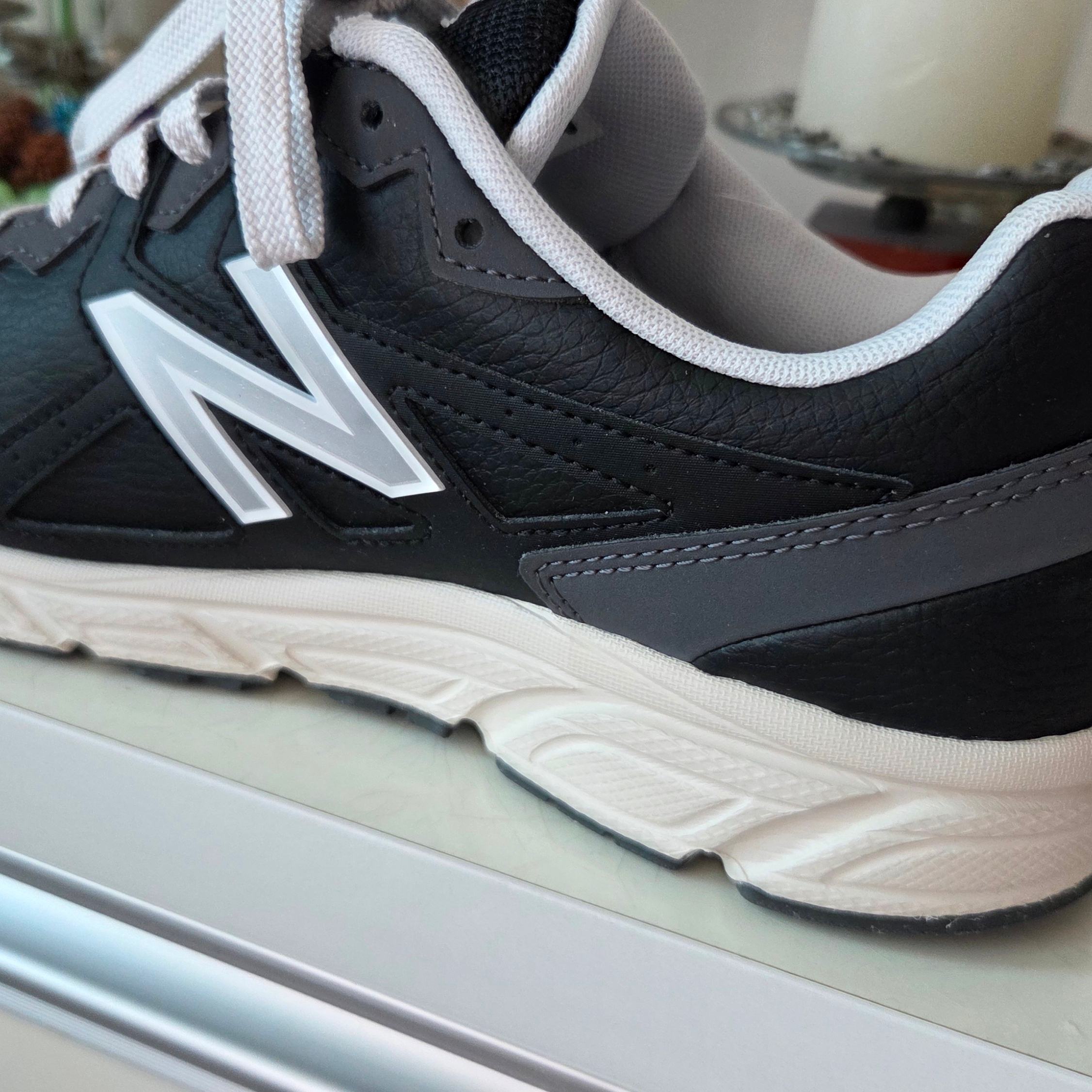 (W) New Balance 480v5 Black - 4E XXWide 착용 스타일 - 2