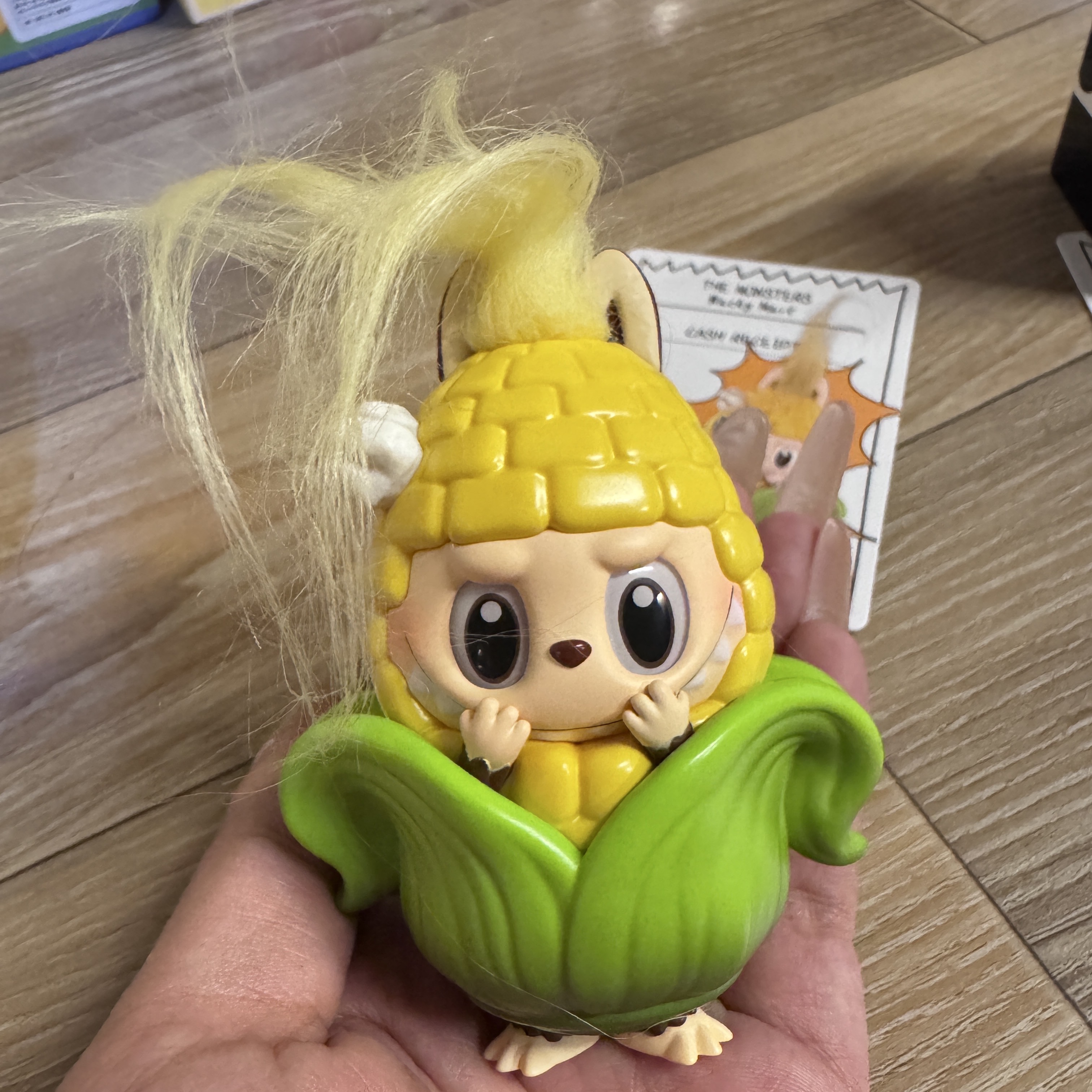 Pop Mart Labubu The Monsters Wacky Mart Series Figures Corn (Opened Case) 착용 스타일