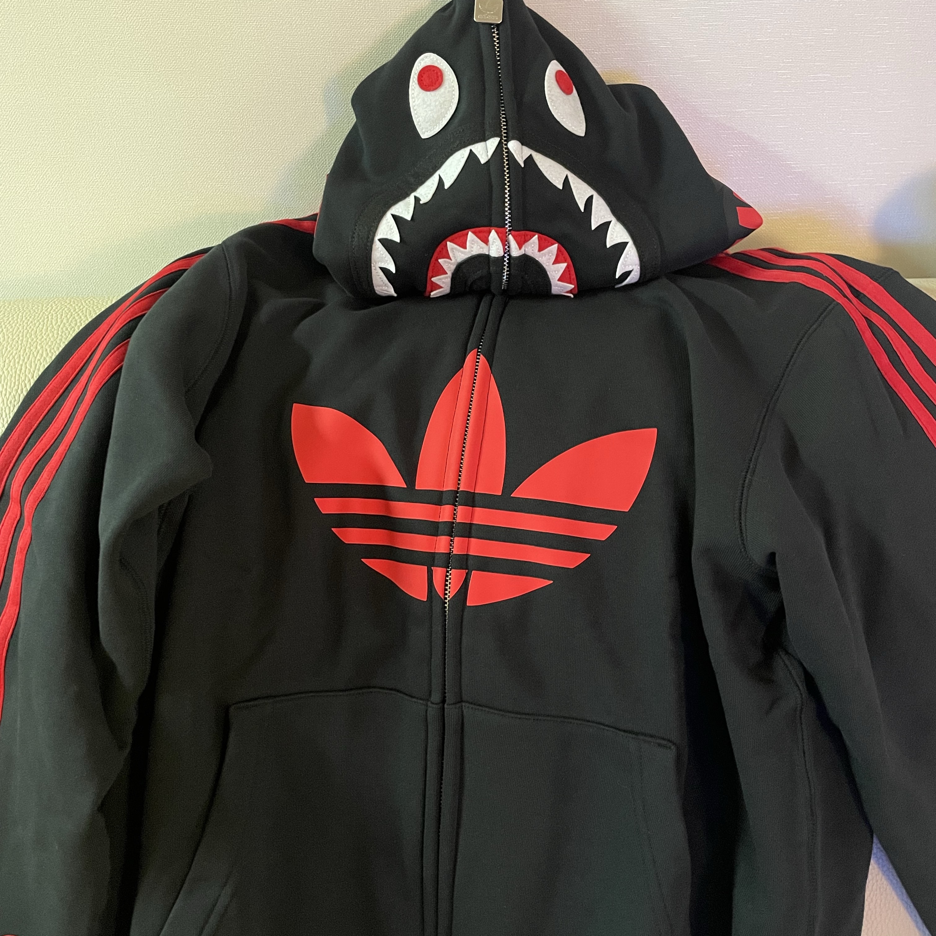 Adidas x BAPE Ultimate Shark Hoodie Black - KR Sizing 착용 스타일 - 2