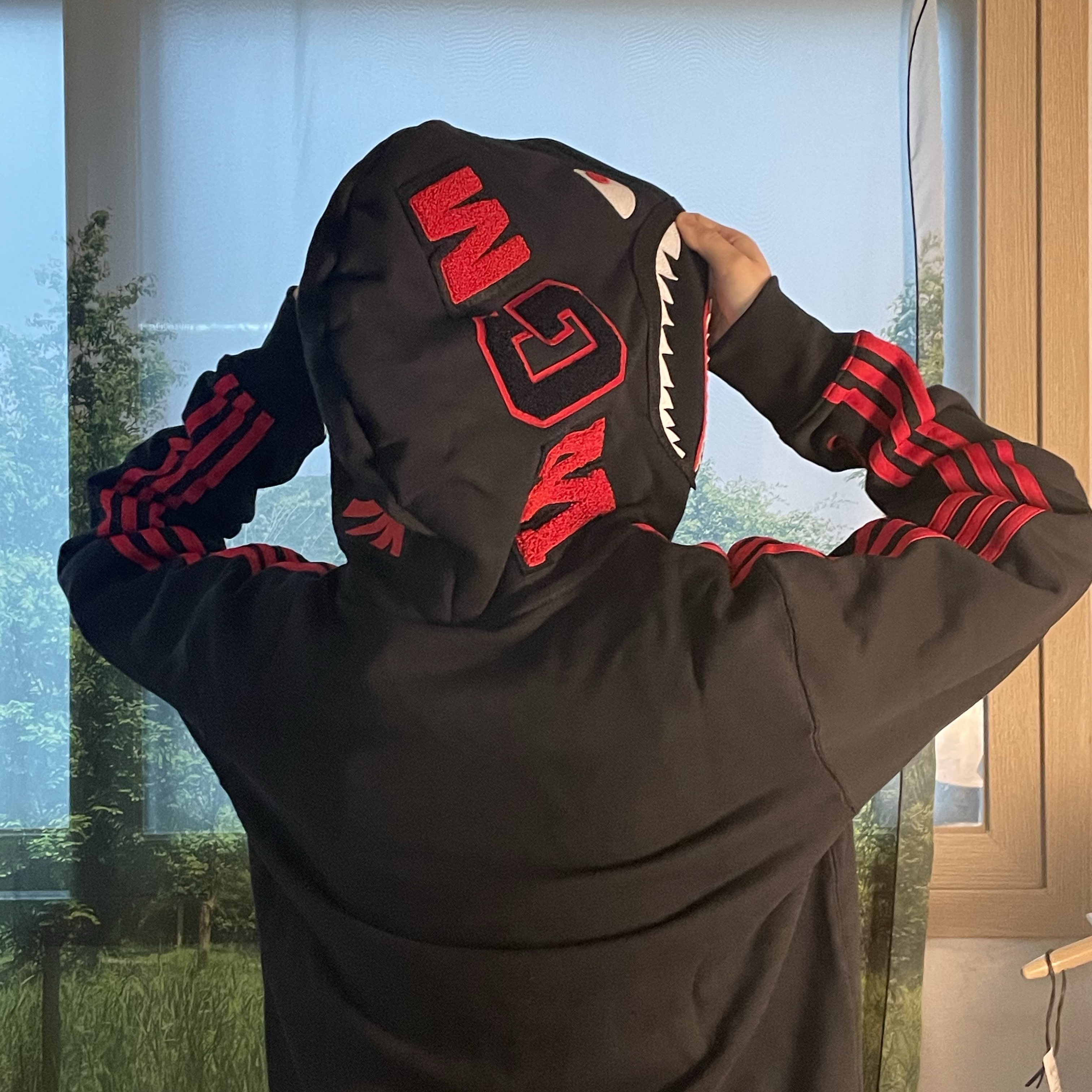 Adidas x BAPE Ultimate Shark Hoodie Black - KR Sizing 착용 스타일 - 1