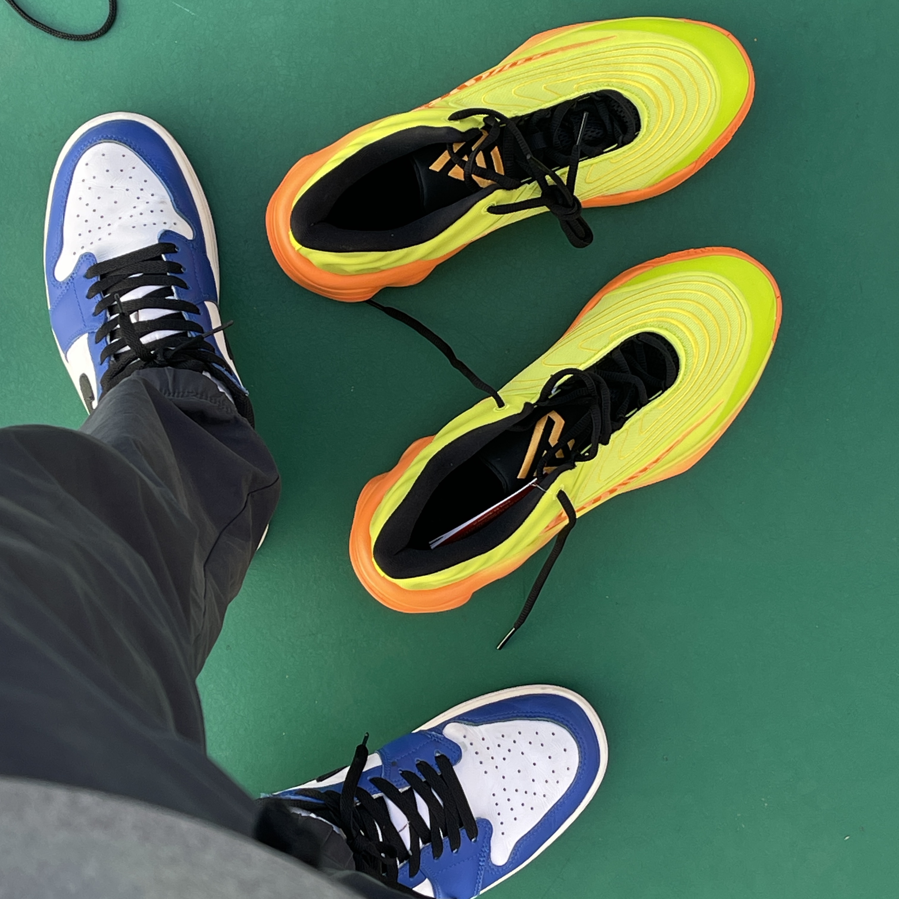 Nike Giannis Immortality 4 EP Cyber Sundial 착용 스타일