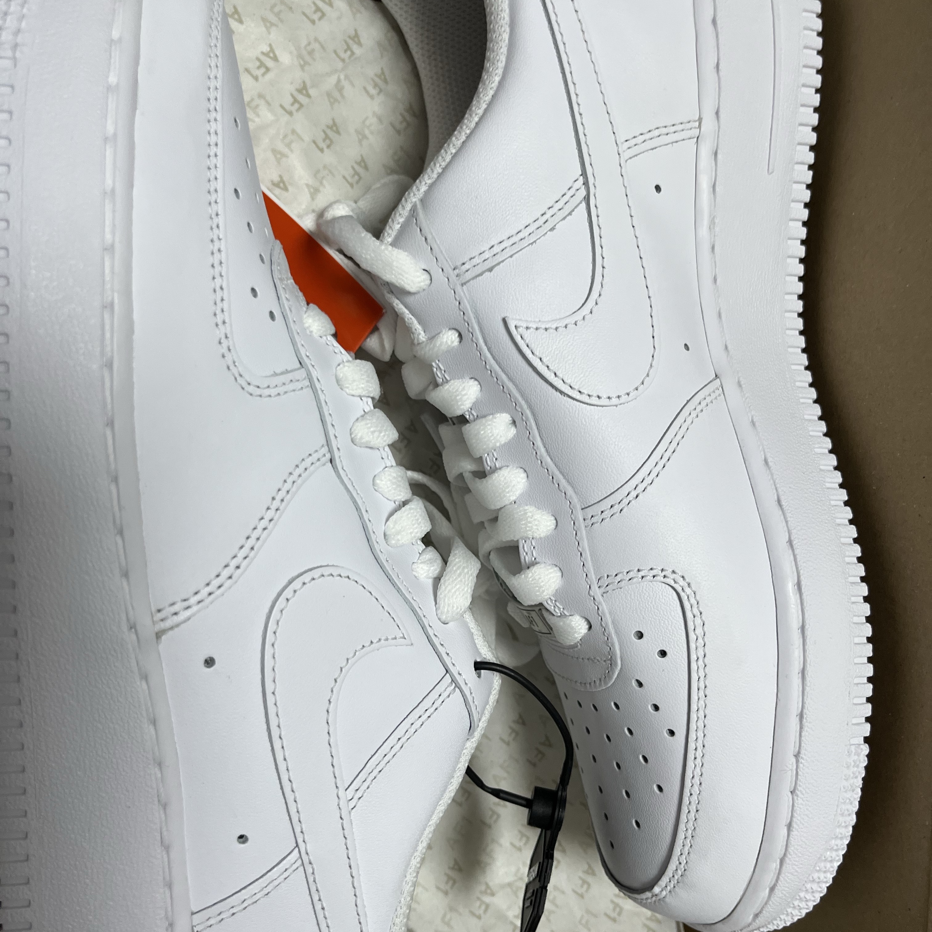 Nike Air Force 1 '07 Low White 착용 스타일