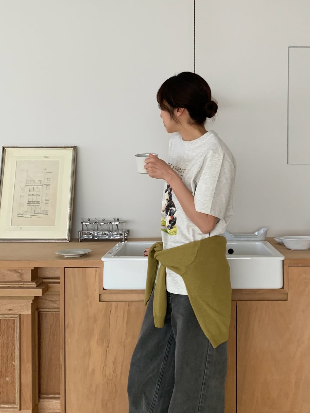 The Saturday Evening Post Buddy T-Shirt Oatmeal 착용 스타일 - 3