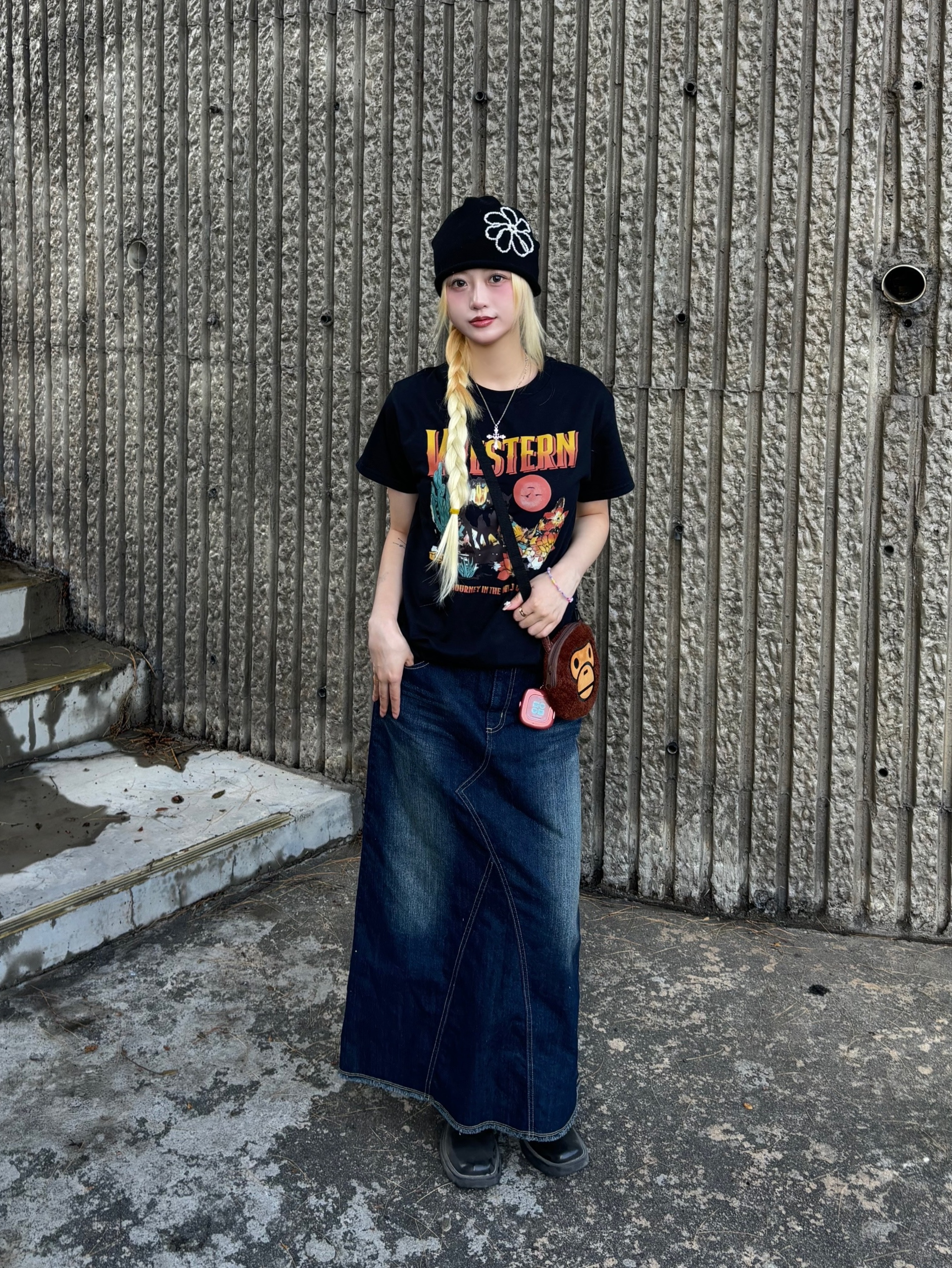 Gildan X American Collection Western T-Shirt Black 착용 스타일 - 5