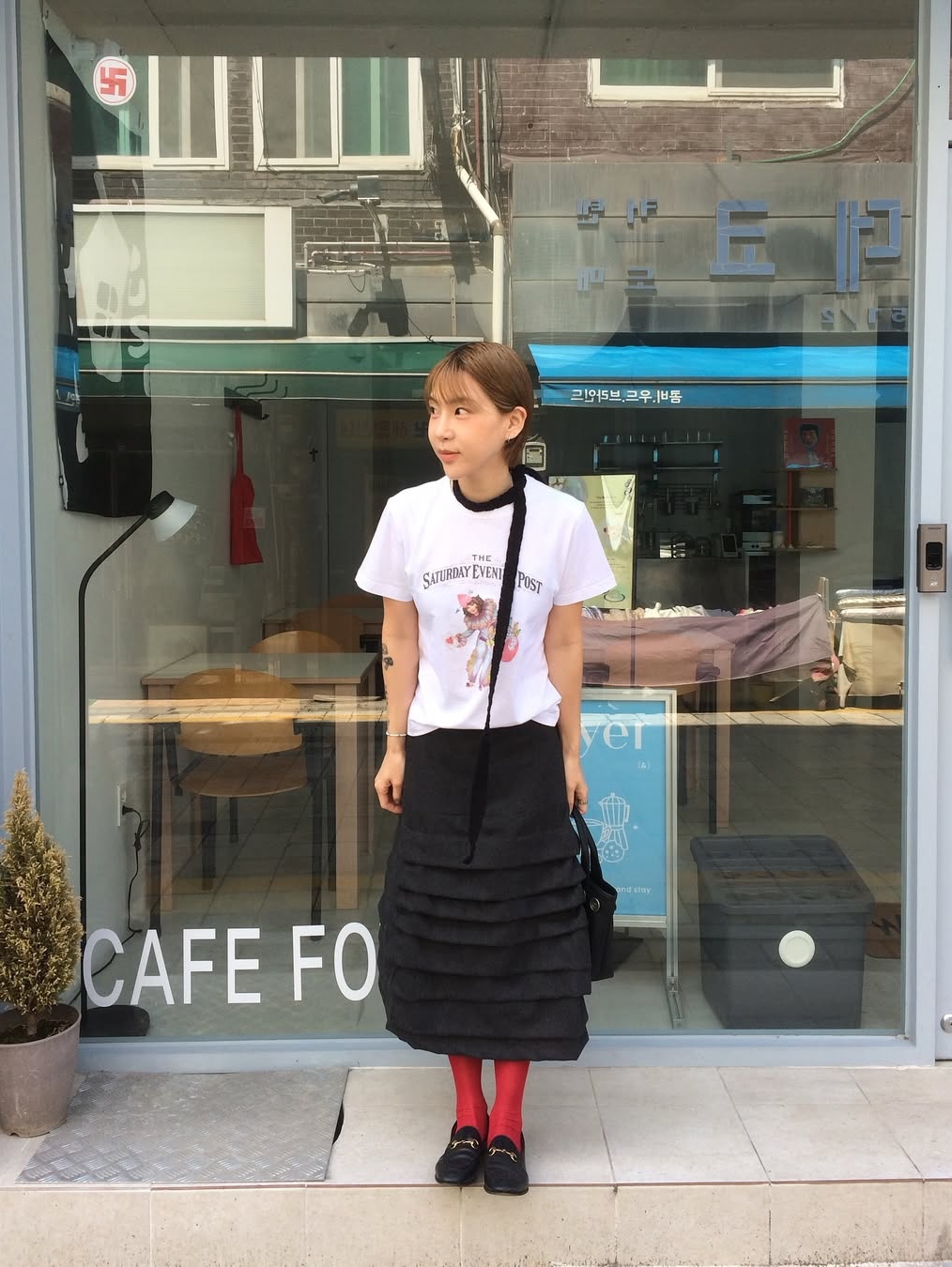 The Saturday Evening Post Retro Heart T-Shirt_White 착용 스타일 - 3