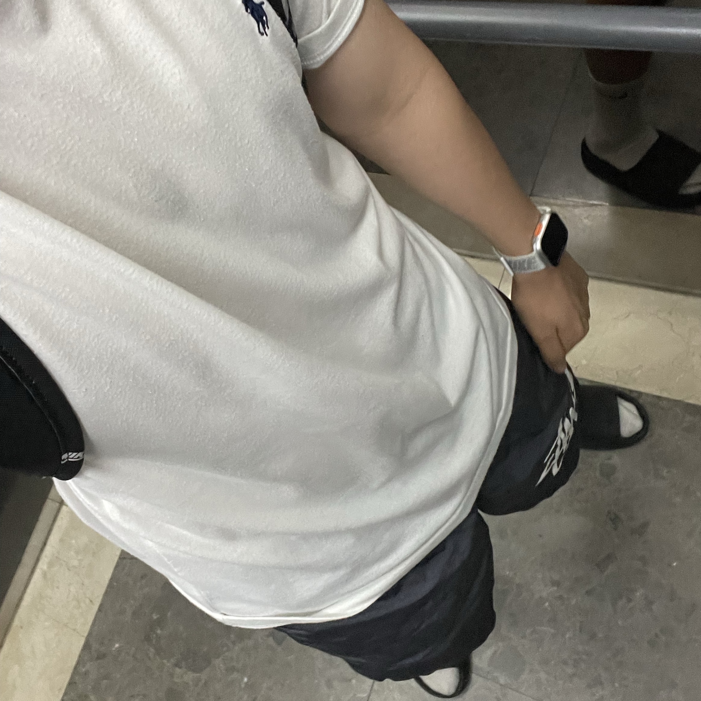 Nike x Stussy Water Shorts Off Noir, Adidas Yeezy Slide Onyx 착용 스타일