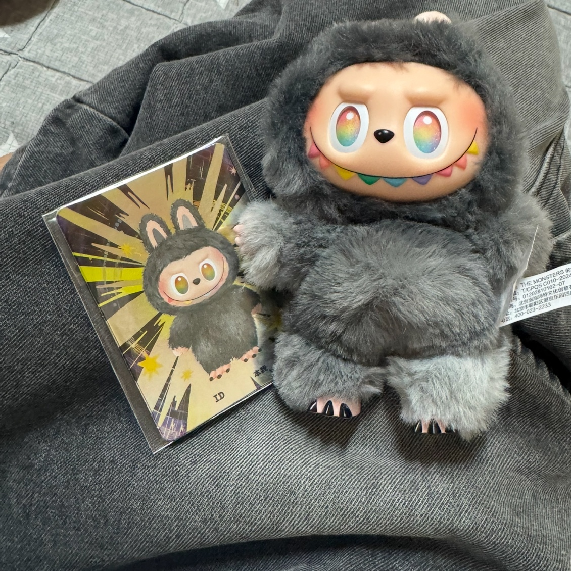 Pop Mart Labubu The Monsters Highlight Series ID Keyring (Opened Case) 착용 스타일