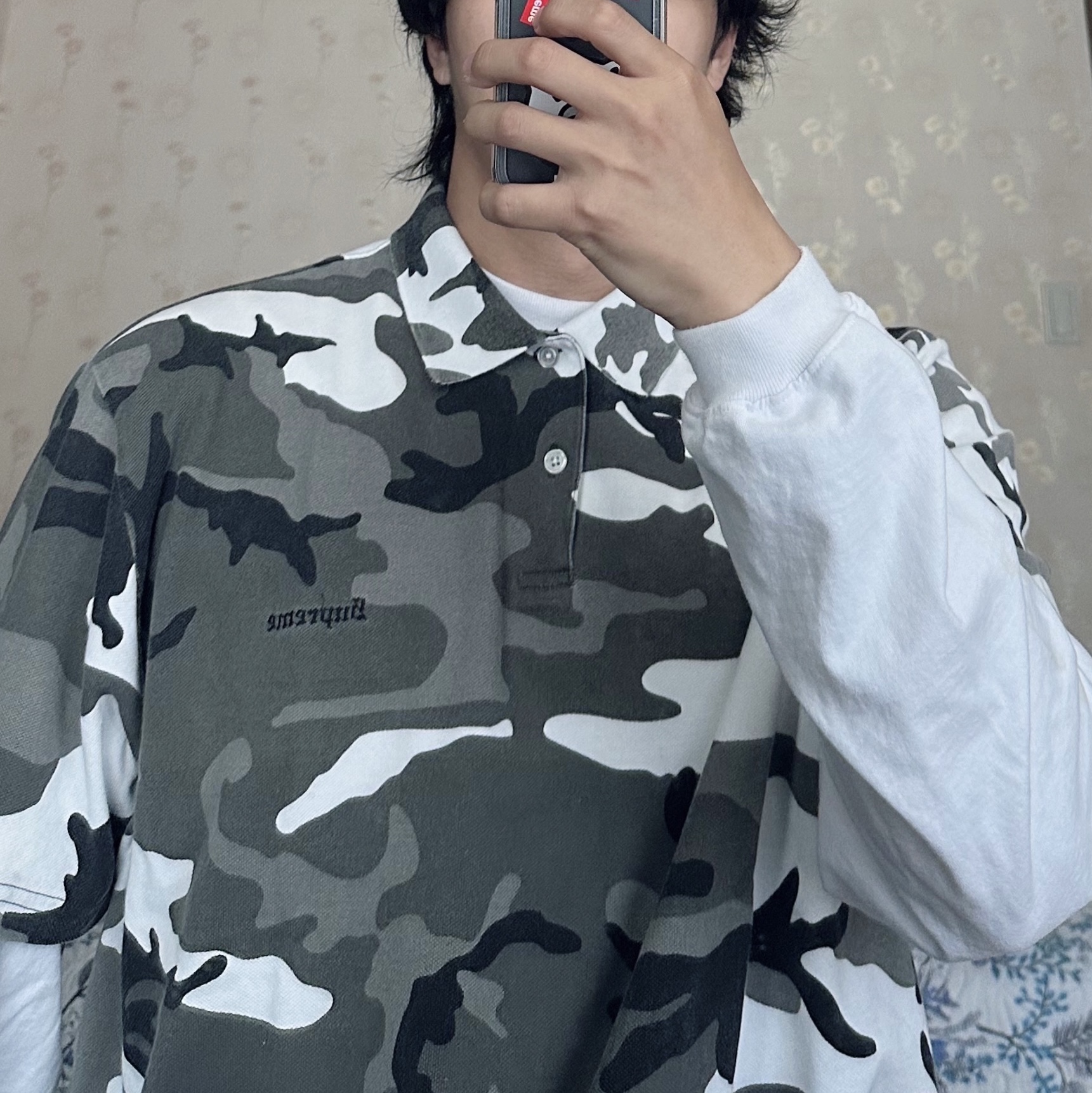 Supreme Washed Camo Polo Snow Camo - 25SS 착용 스타일