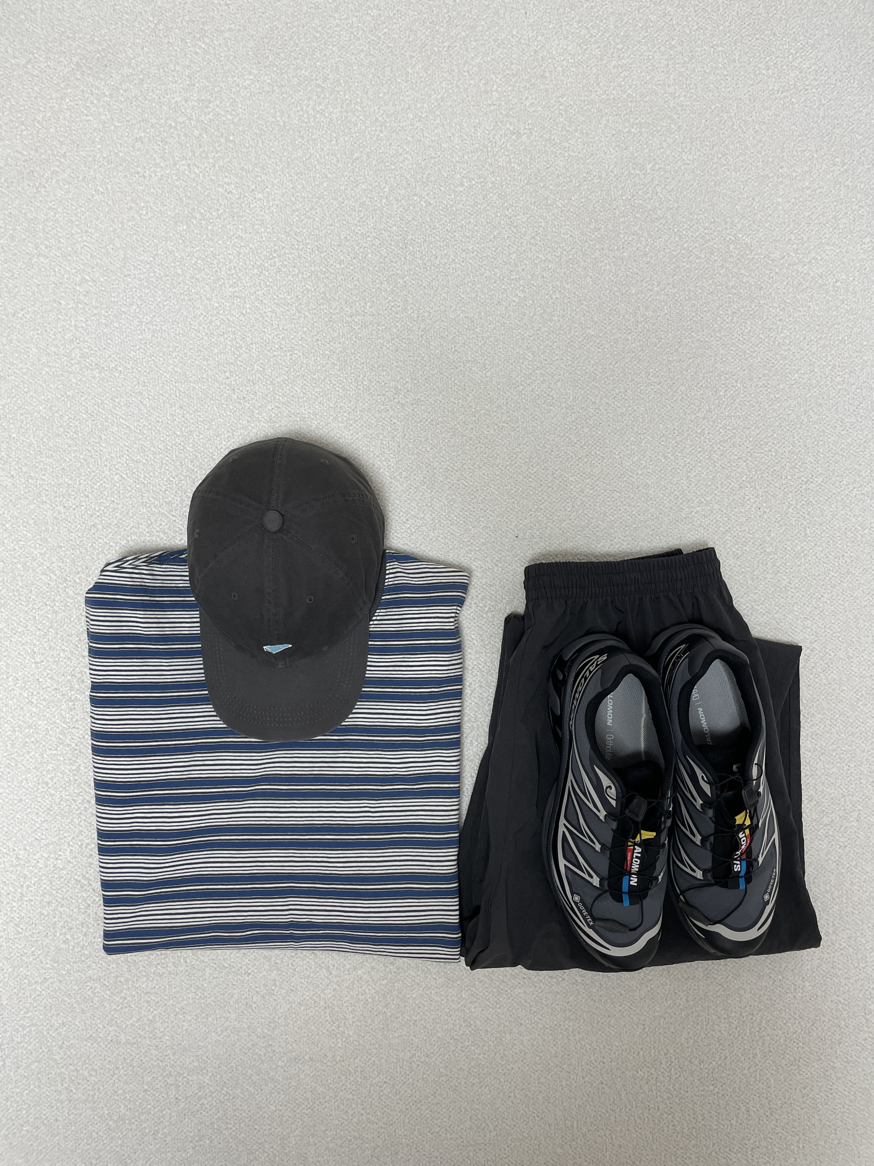 Salomon XT-6 Gore-Tex Black Ebony 착용 스타일 - 1