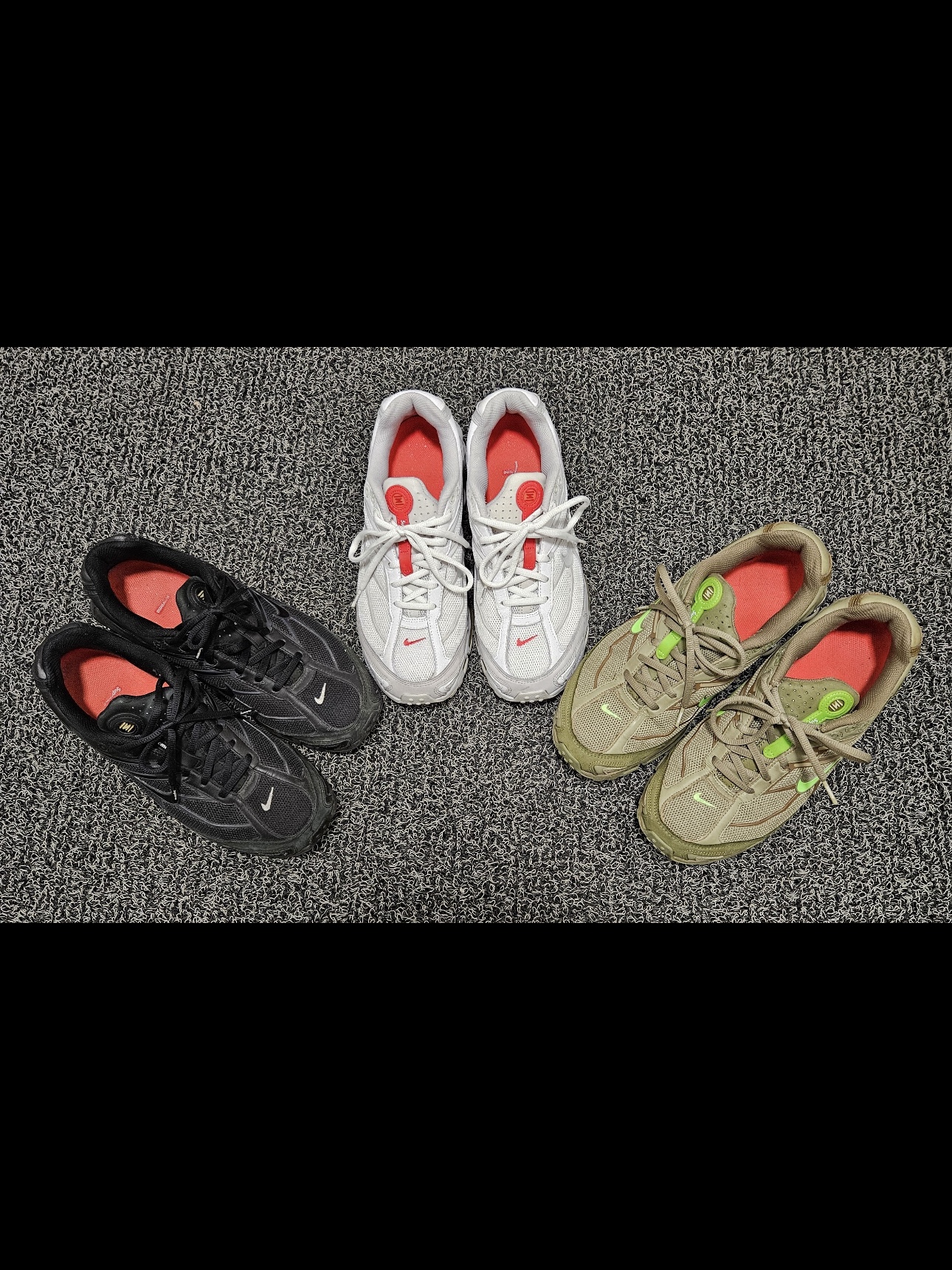 Nike x Supreme Shox Ride 2 SP White, Nike x Supreme Shox Ride 2 SP Black 착용 스타일 - 1