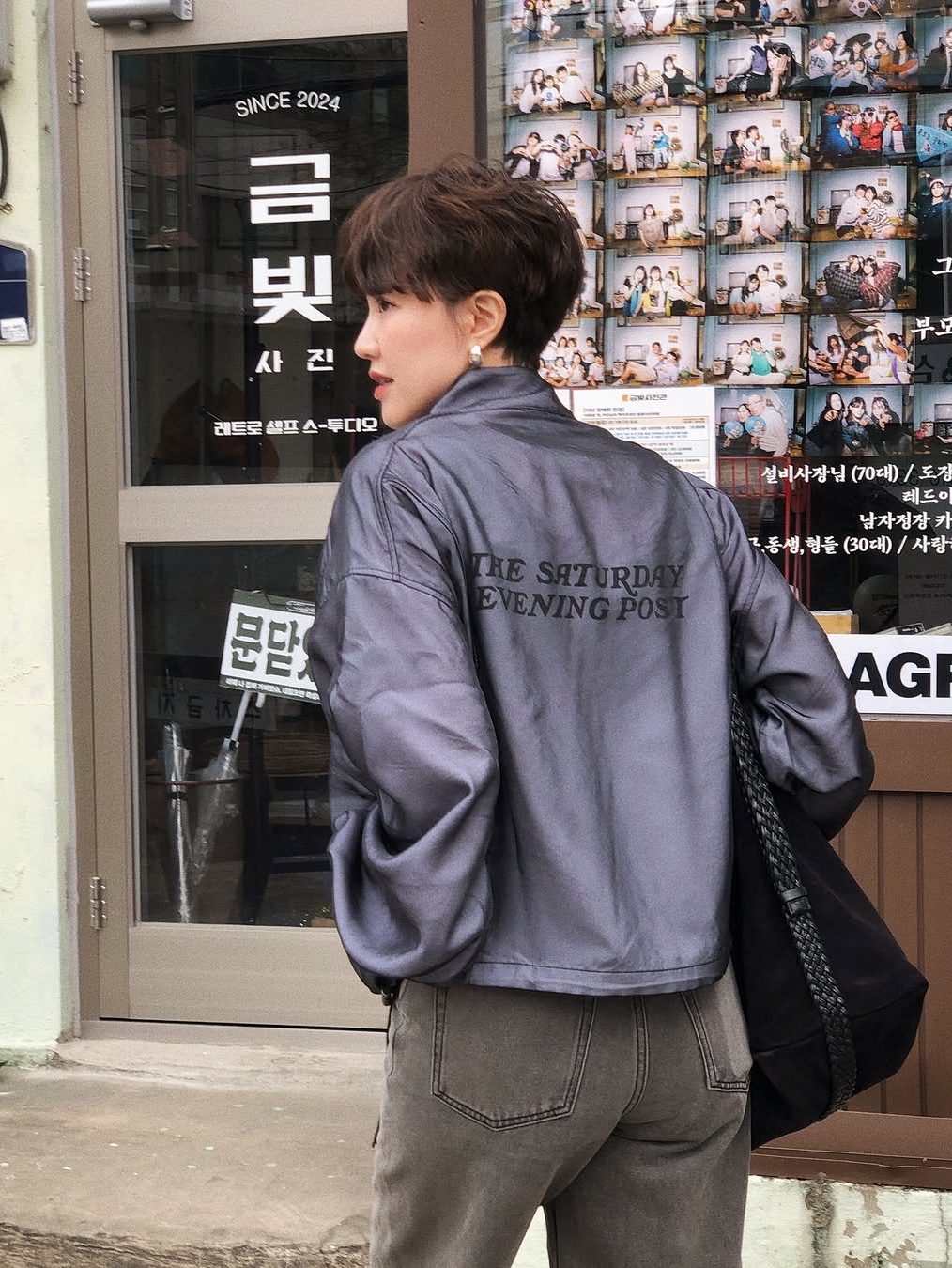 The Saturday Evening Post Sheer Jacket_Black 착용 스타일 - 1