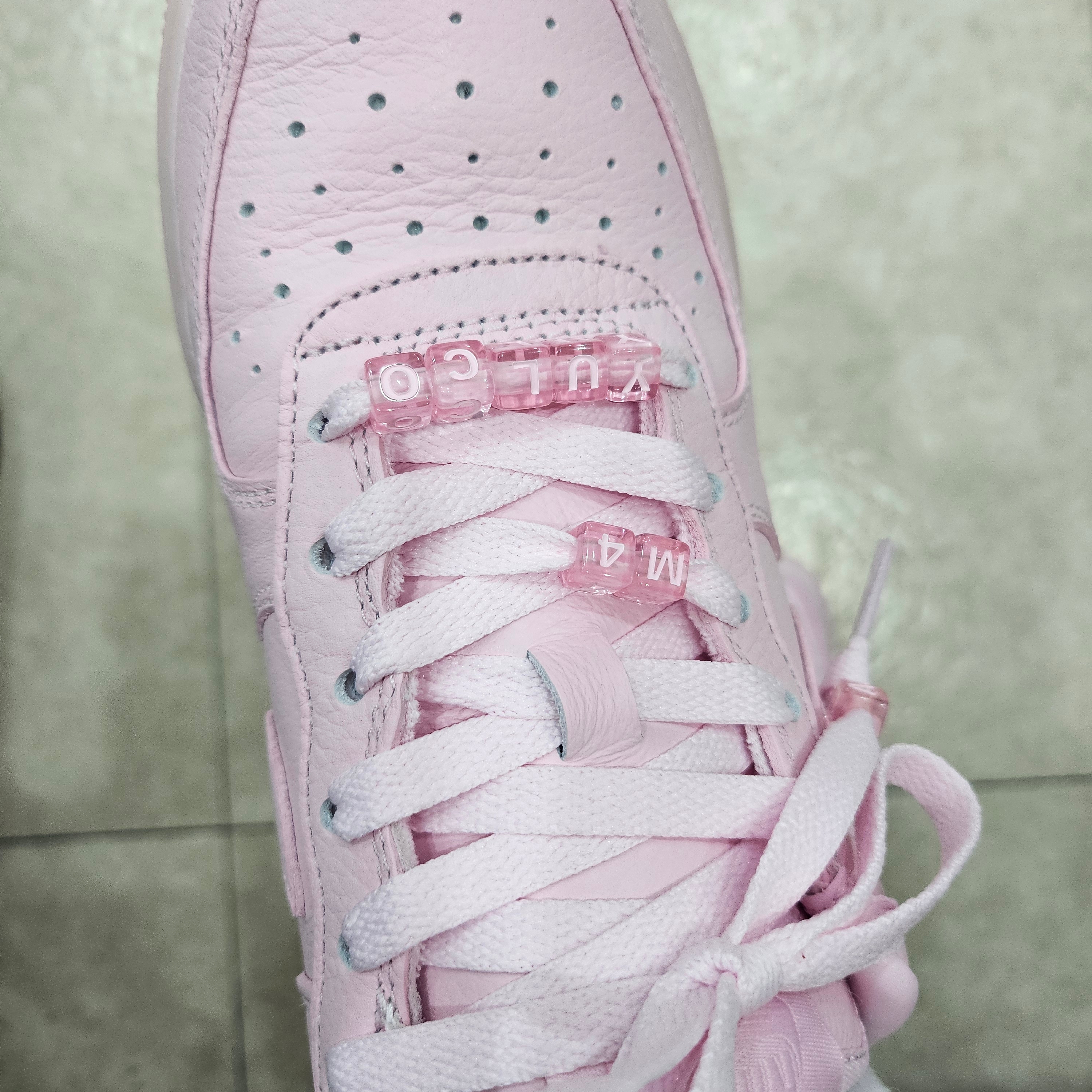 (GS) Nike x Drake Nocta Air Force 1 Low SP Certified Lover Boy Pink Foam 착용 스타일 - 1