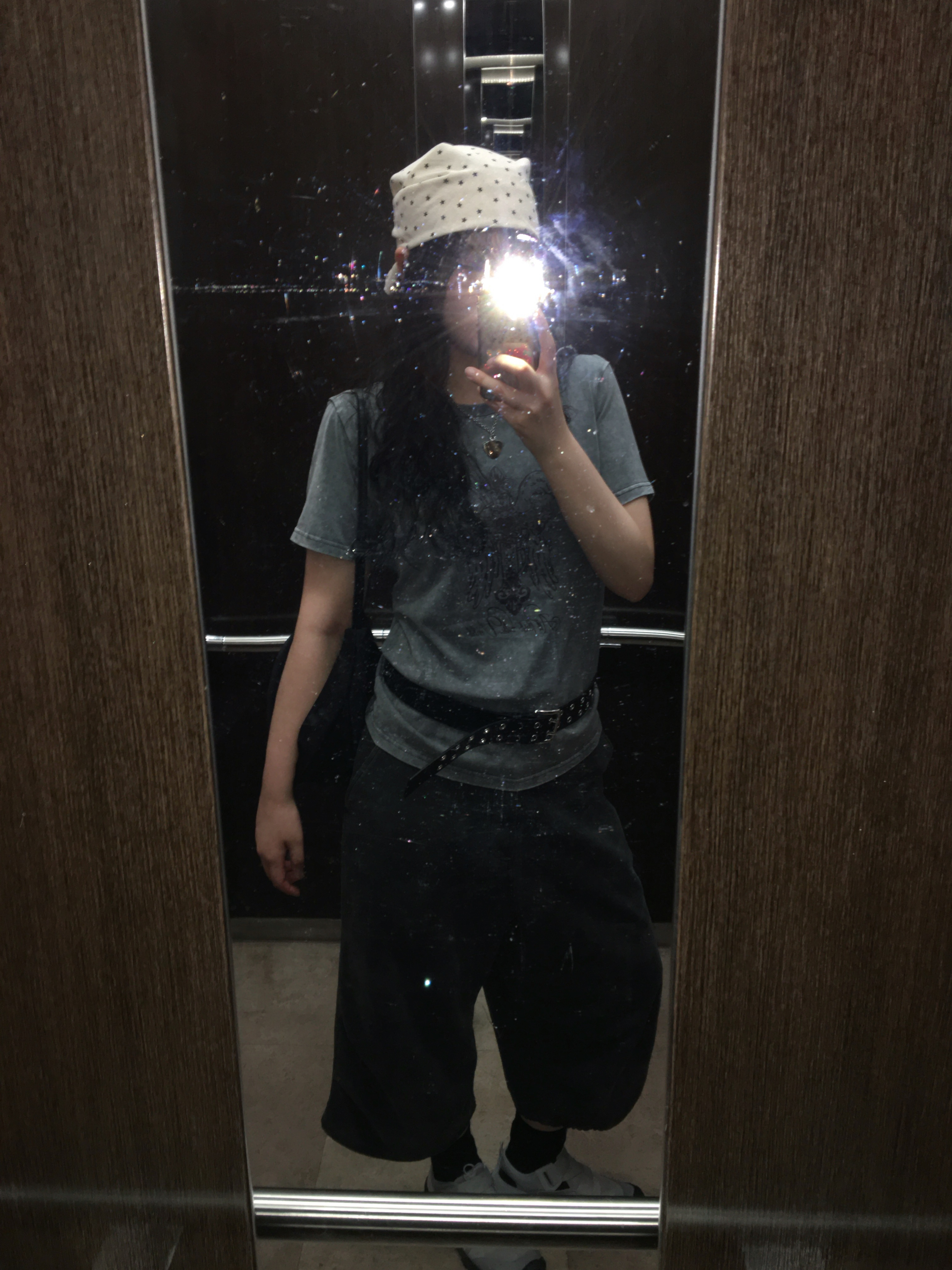 Hatchingroom Snow Shorts Black 착용 스타일 - 3