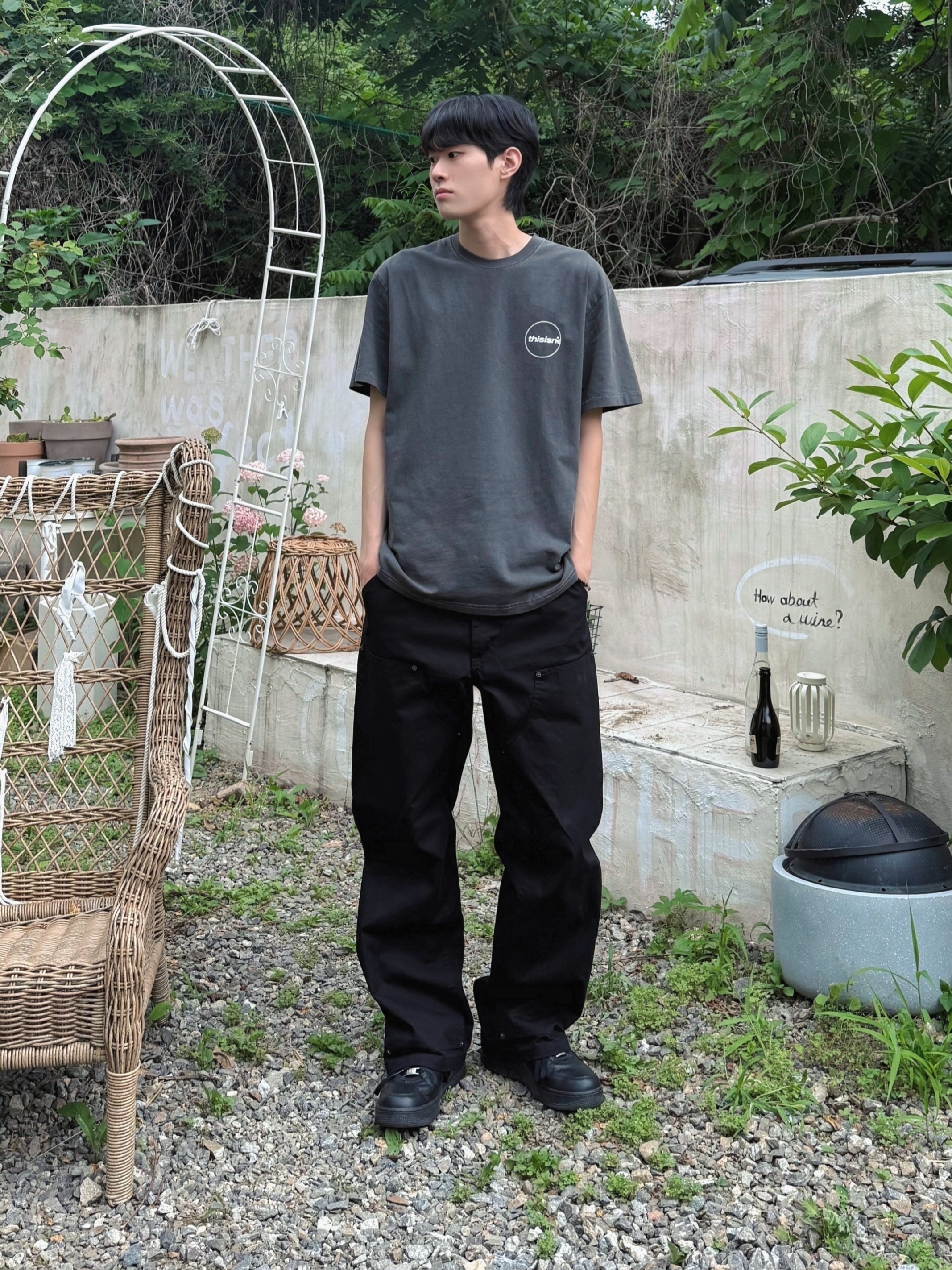 Nike x Supreme Air Force 1 Low Black 착용 스타일 - 2