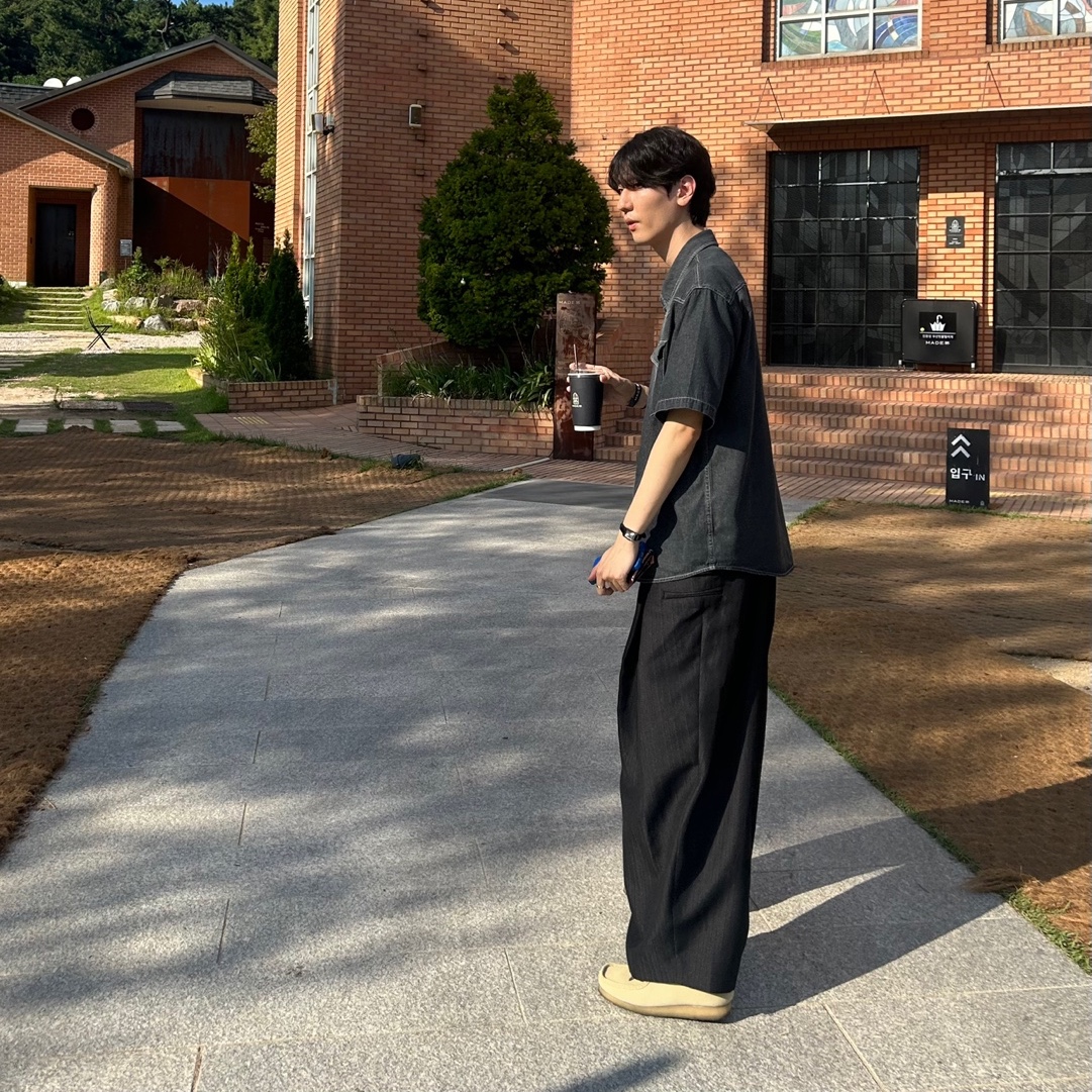 Ader Error Vassi Slacks Noir 착용 스타일