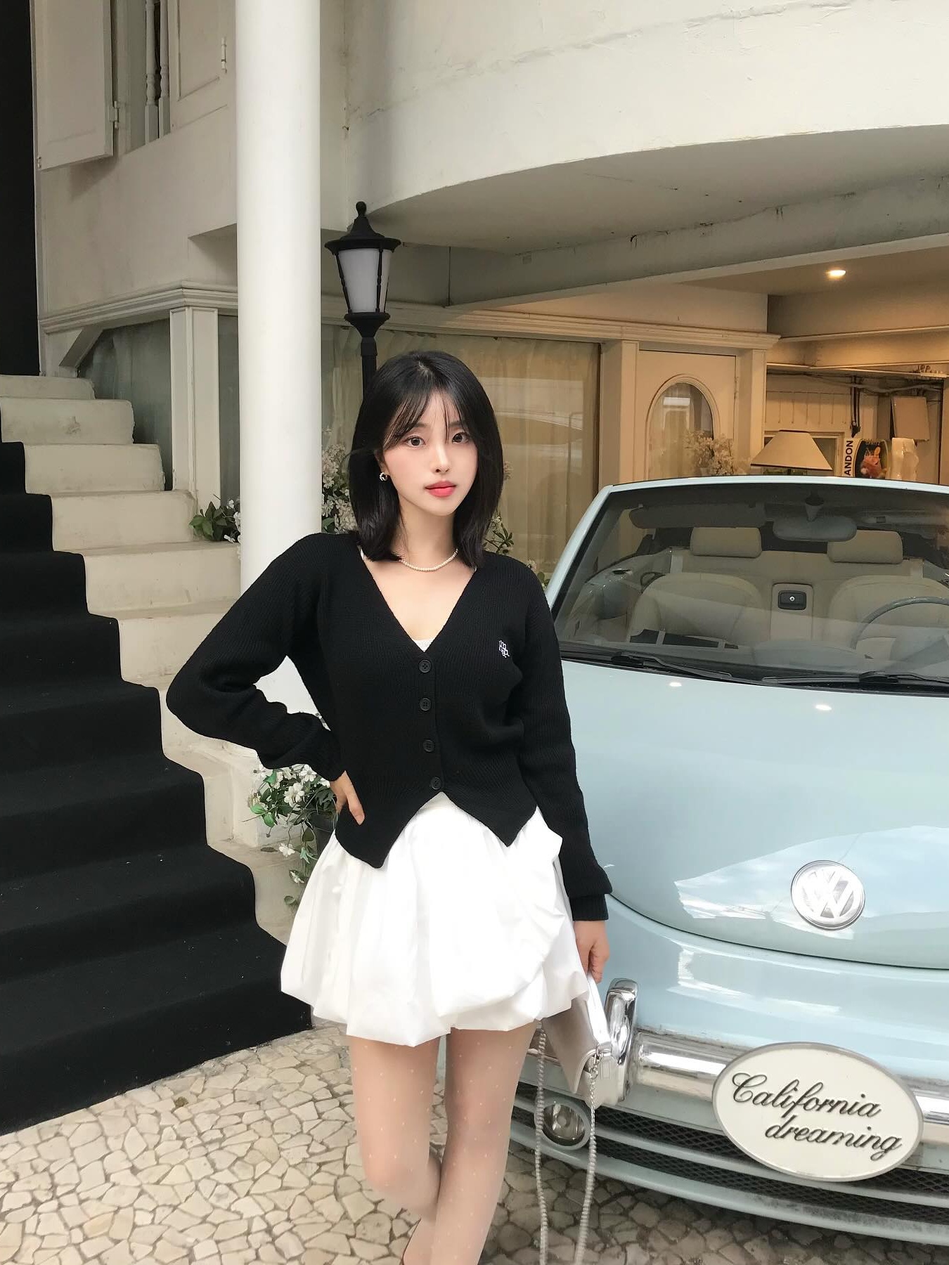 Don't Ask My Plan Balloon Mini Wrap Skirt - White 착용 스타일 - 1