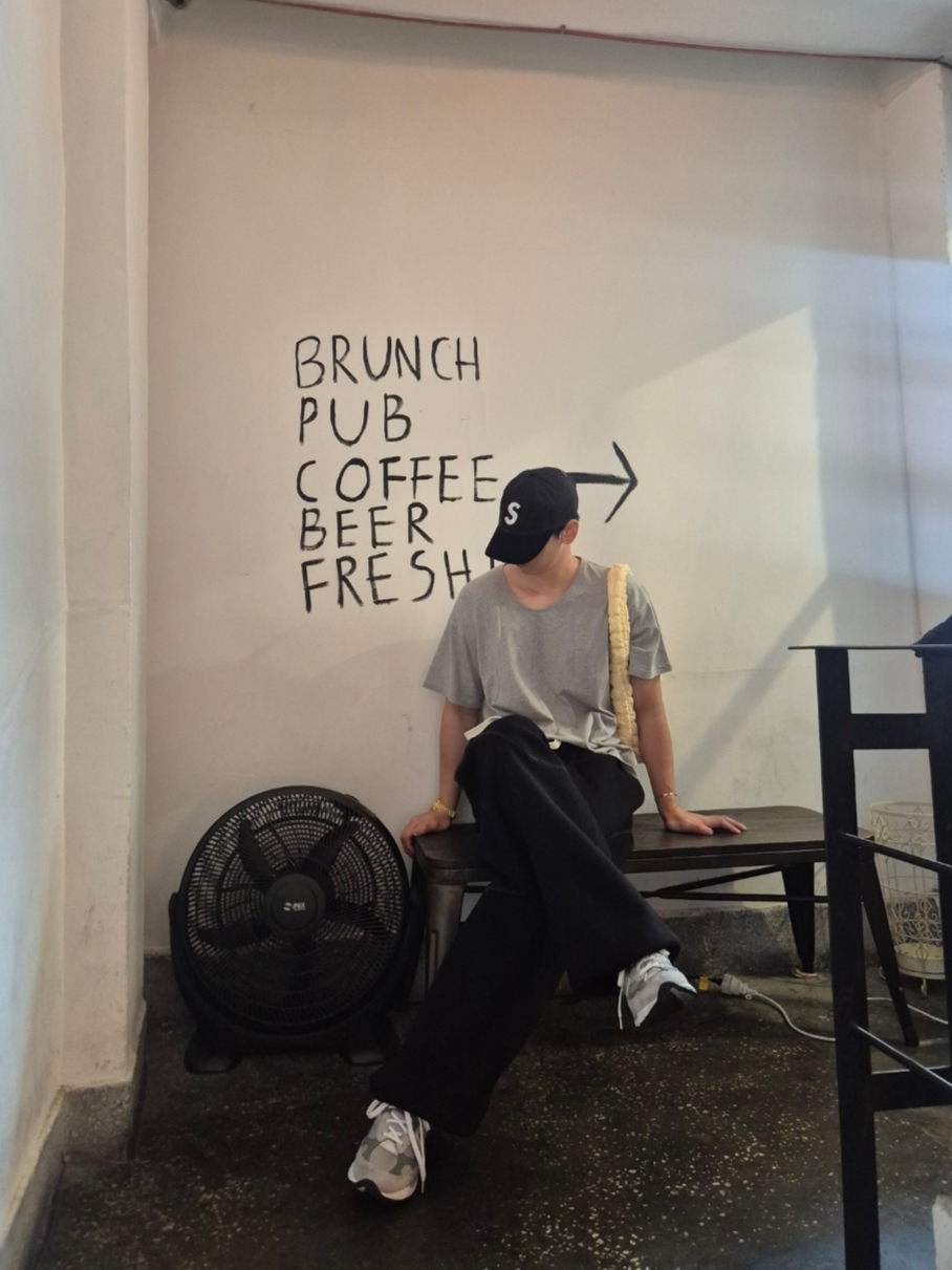New Balance 992 Made in USA Grey - D Standard, Undermycar Mu.112 Original Logo Curve Line Stitch Bonded Sweat Pants Black 착용 스타일