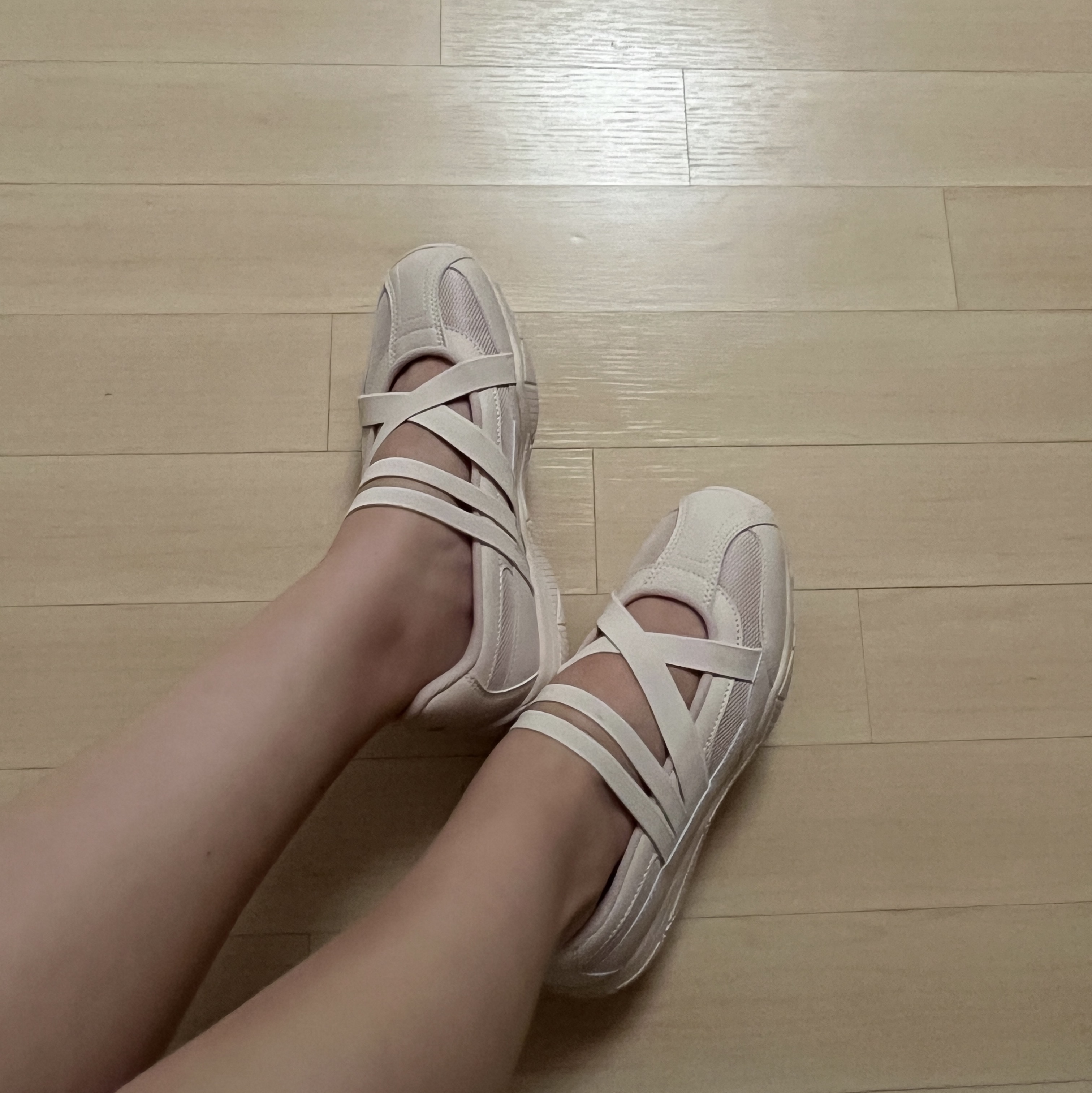 le coq sportif La Plie Mary Jane Pink 착용 스타일 - 1