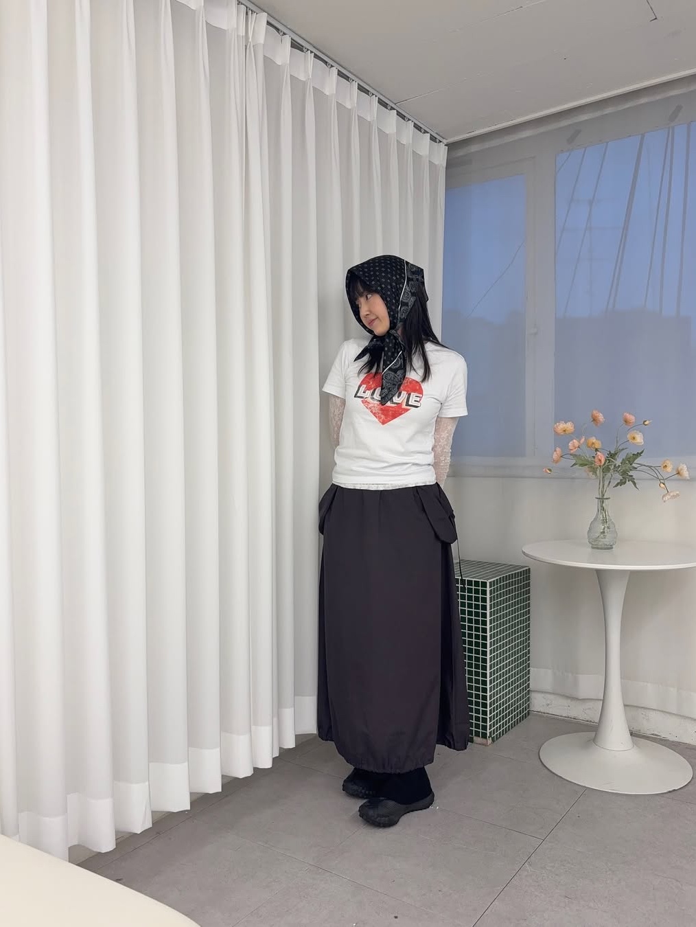 The Saturday Evening Post Vintage Heart T-Shirt_White 착용 스타일 - 5