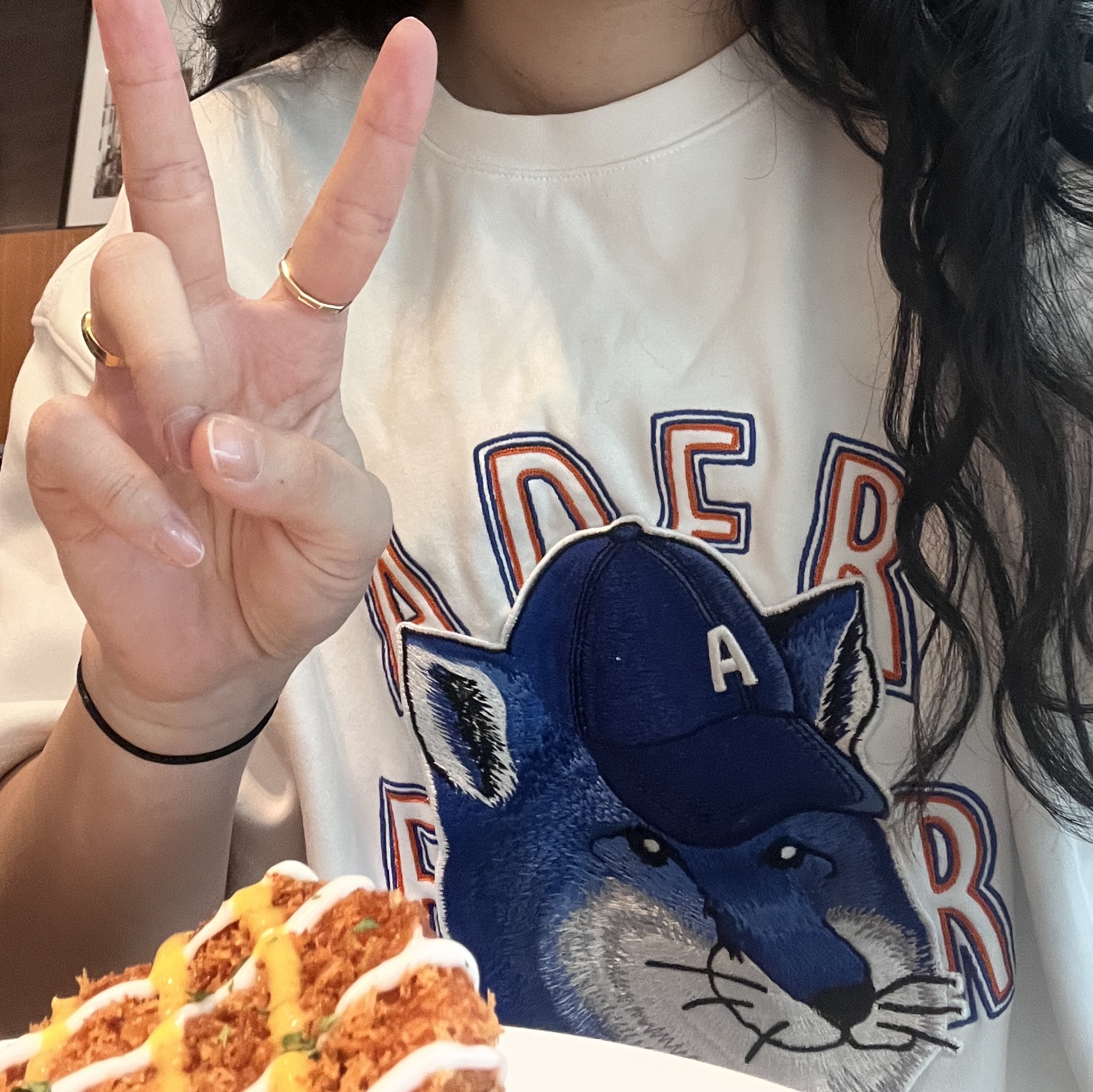 Maison Kitsune x Ader Error The Bluest Fox T-Shirt White 착용 스타일