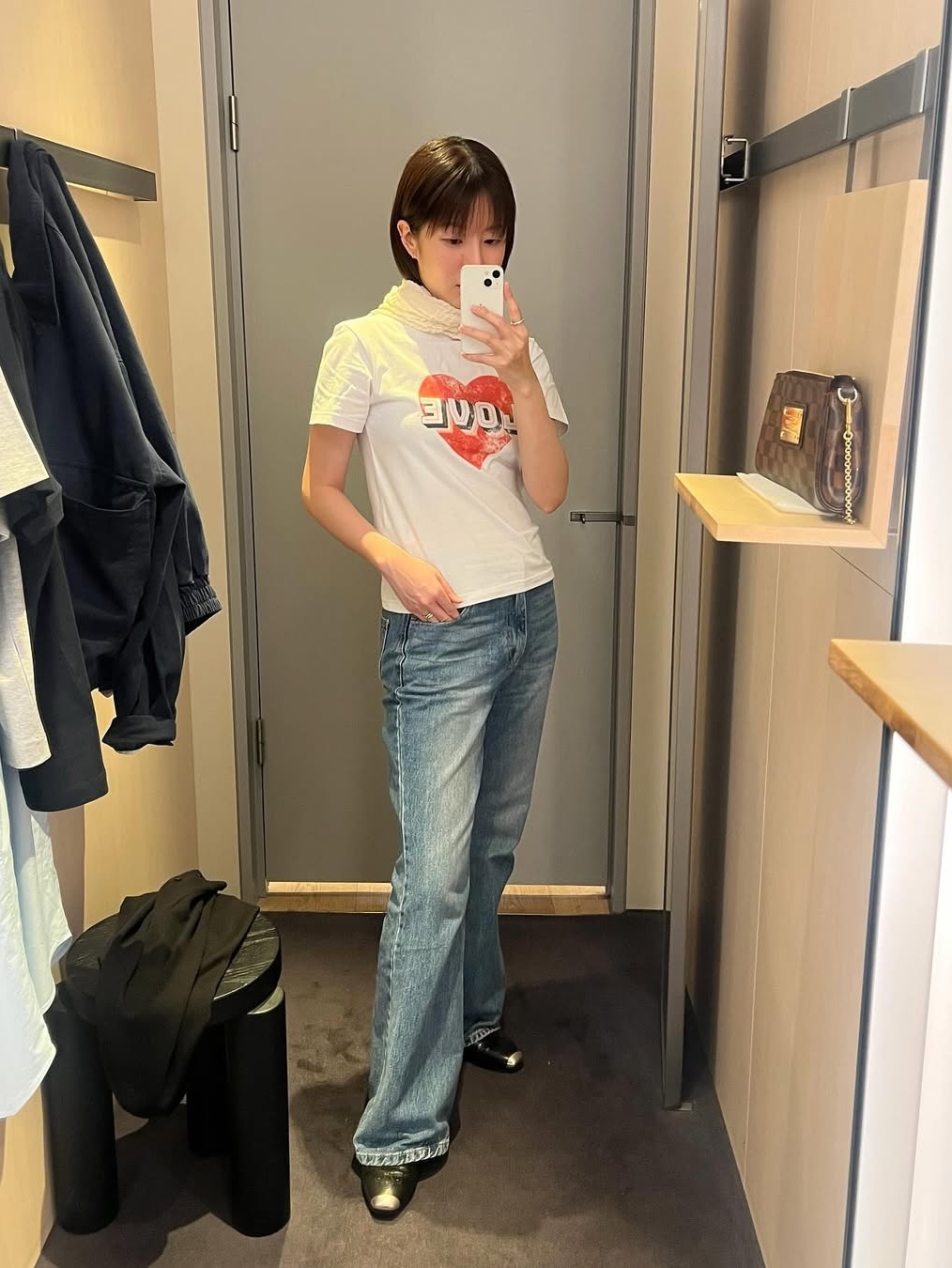 The Saturday Evening Post Vintage Heart T-Shirt_White 착용 스타일 - 2