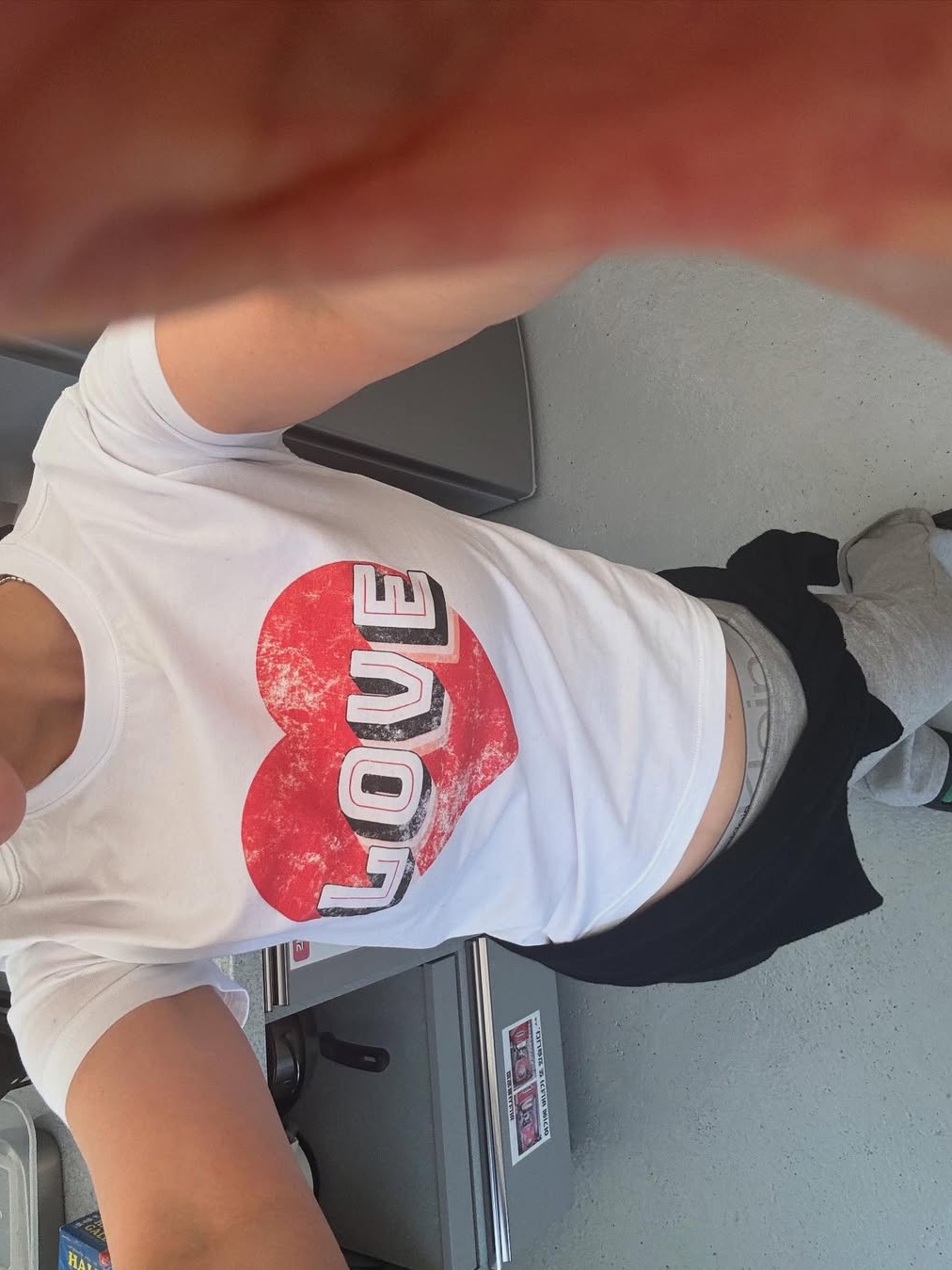 The Saturday Evening Post Vintage Heart T-Shirt_White 착용 스타일 - 2