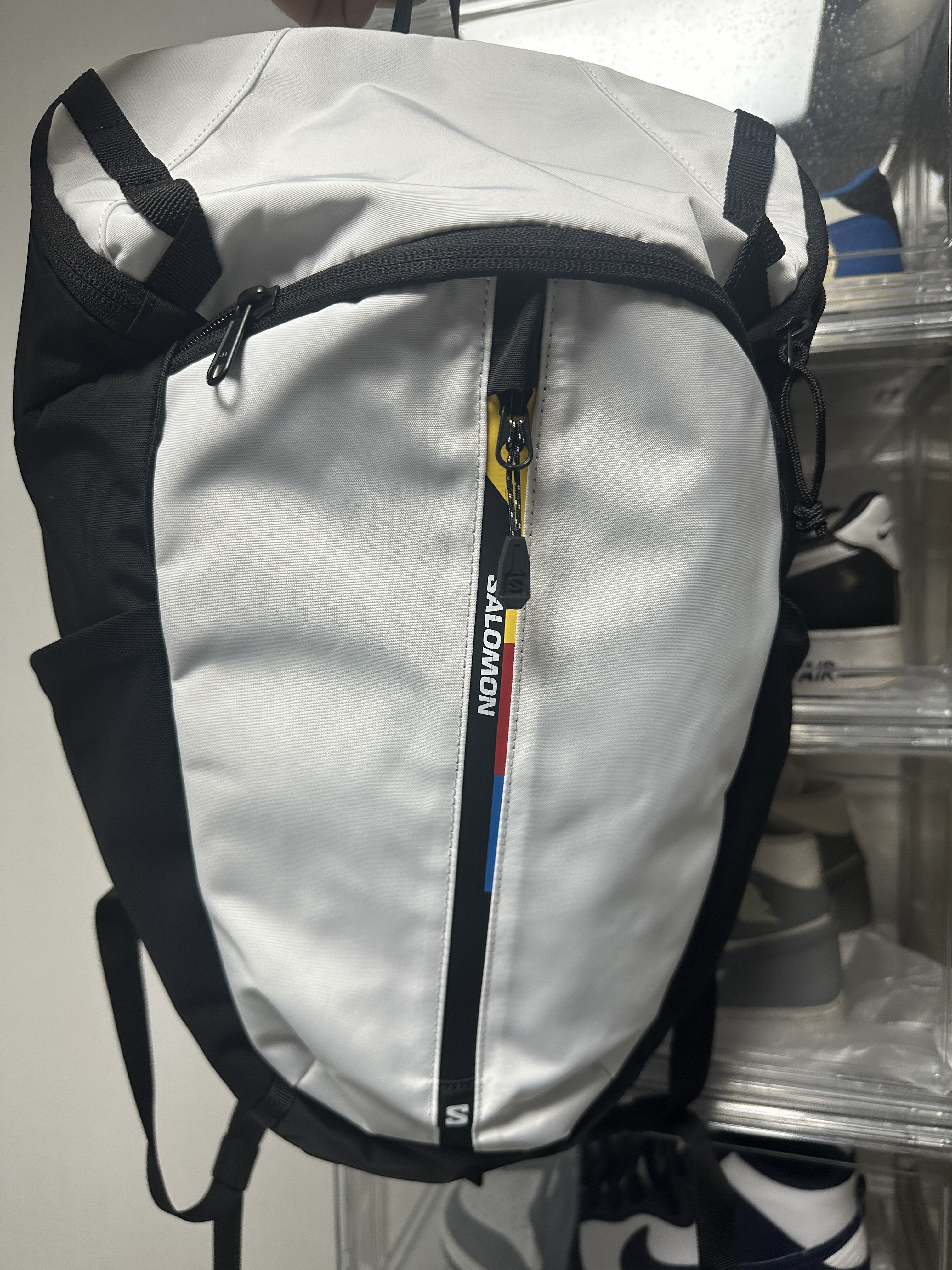 Salomon Mont LT Backpack White 착용 스타일 - 2