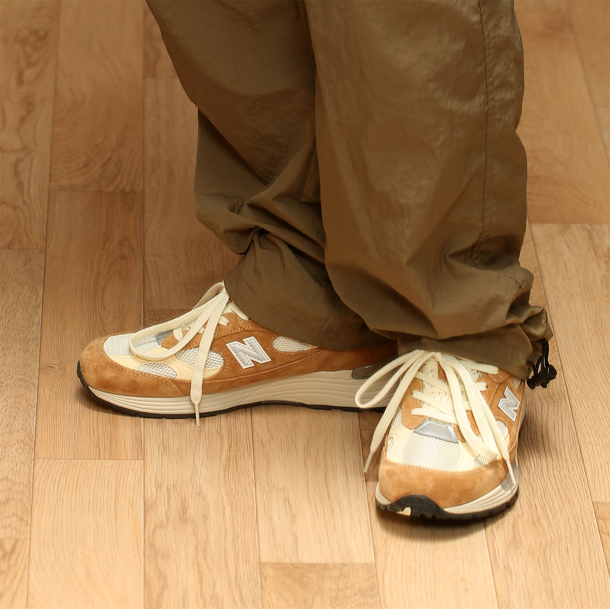 New Balance 992 Made in USA Sweet Caramel Calcium, New Balance x Packer 992 Made in USA 착용 스타일 - 8
