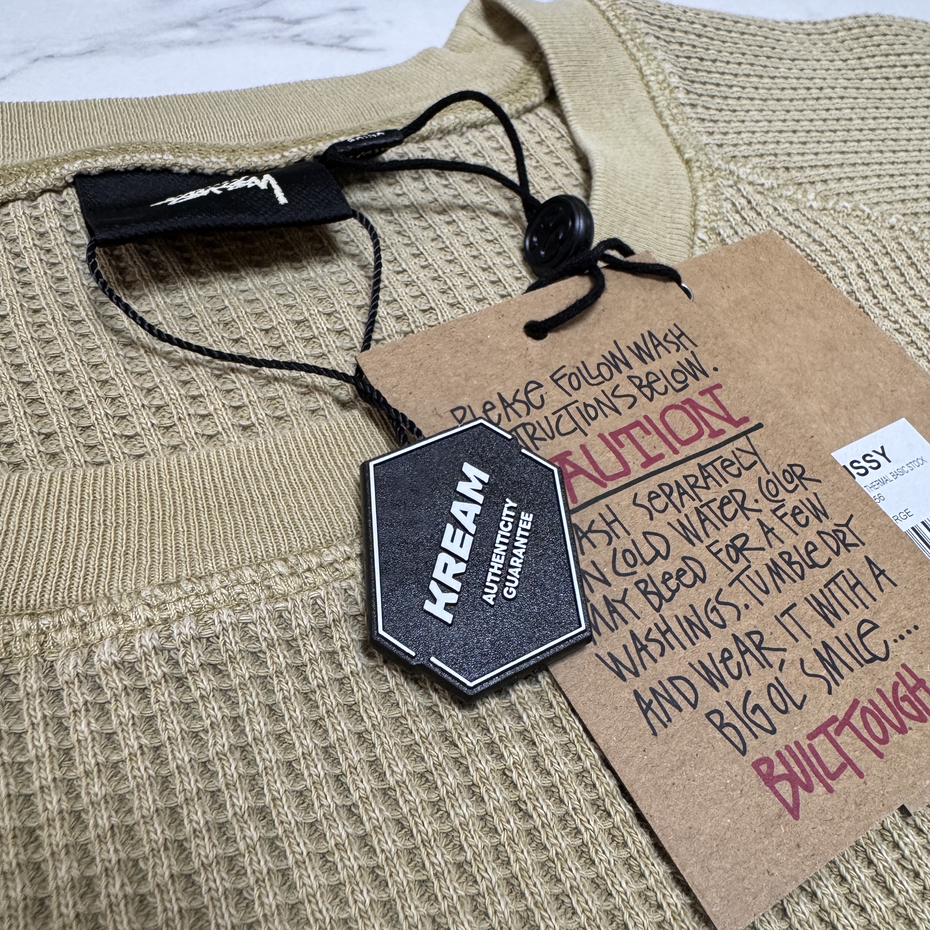 Stussy Raglan Thermal LS Crew Sand 착용 스타일 - 1