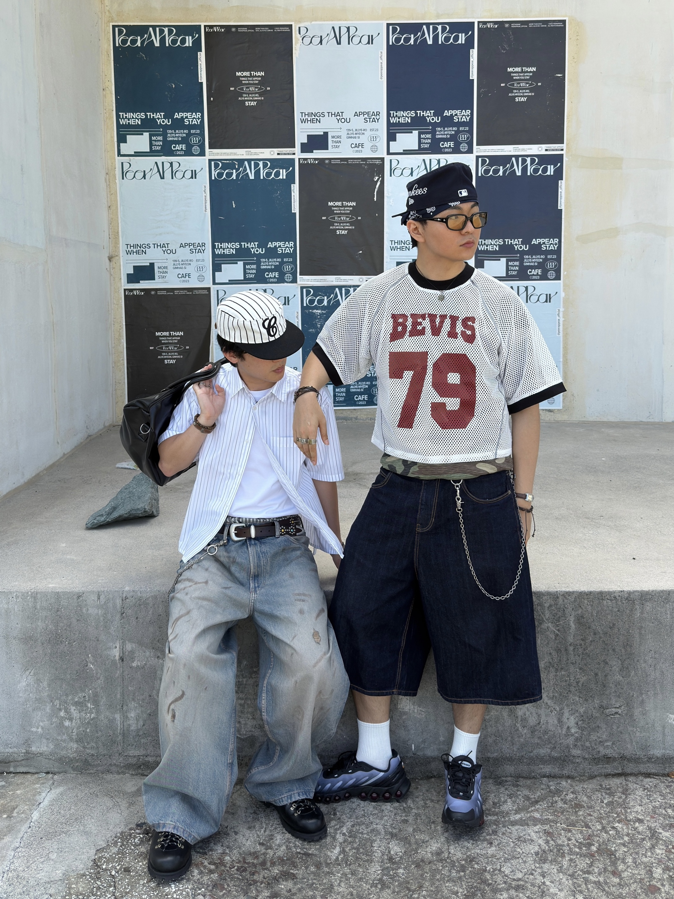 Stussy Pigment Dyed SS Thermal T-Shirt Camo, Casio LTP-V007L-9B 착용 스타일 - 6