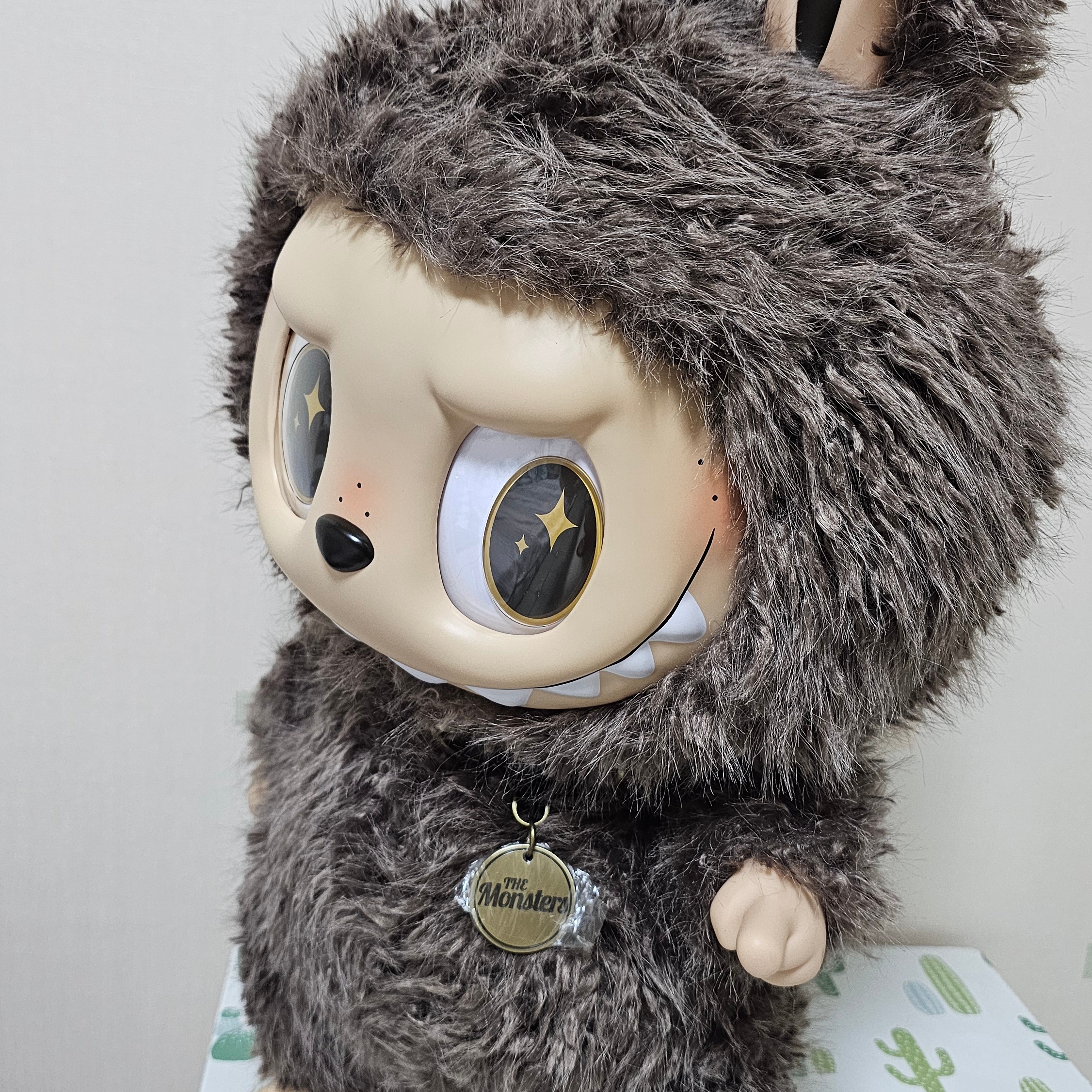Pop Mart The Monsters I Found You Vinyl Face Doll 착용 스타일