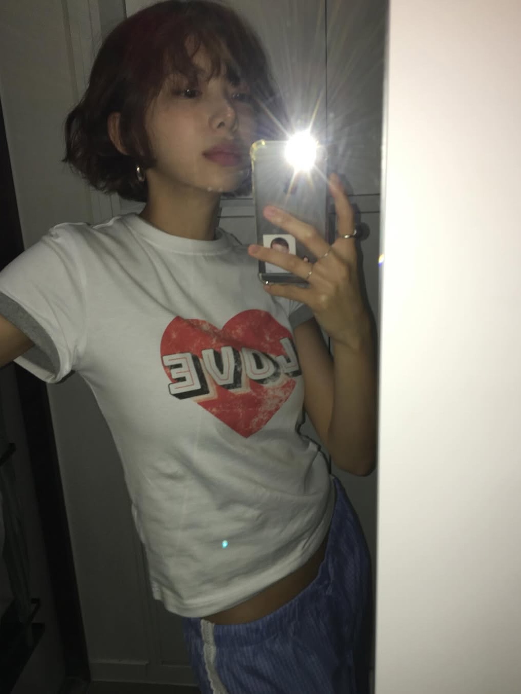 The Saturday Evening Post Vintage Heart T-Shirt_White 착용 스타일 - 1